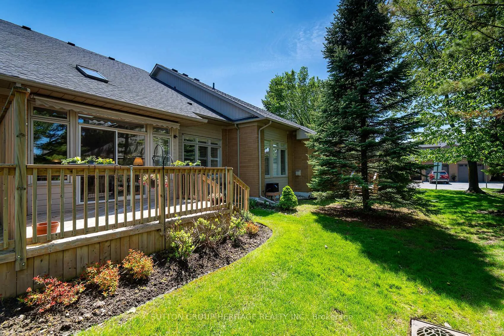 Photo 34 of 22 Wave Hill Way, Markham, Greensborough — HOMEH