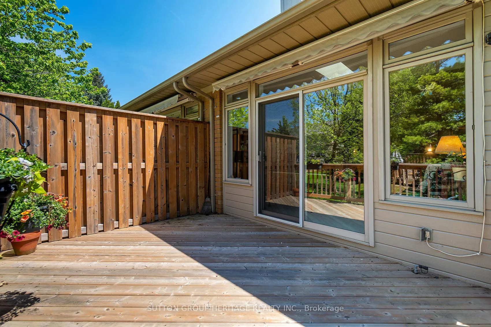 Photo 37 of 22 Wave Hill Way, Markham, Greensborough — HOMEH