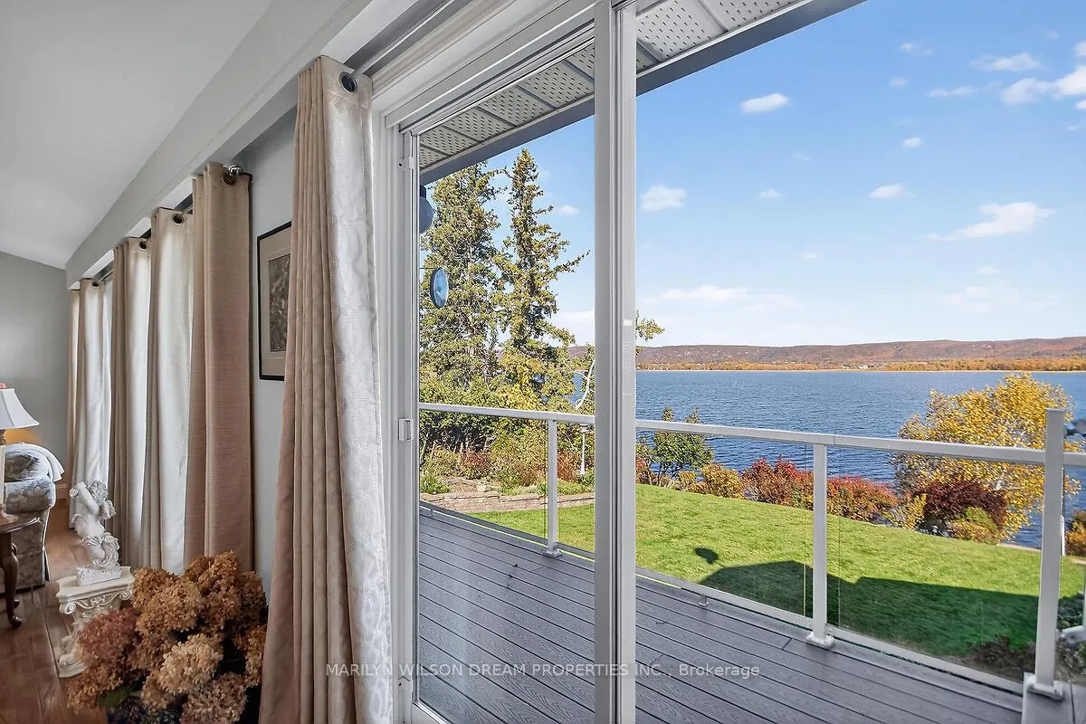 Photo 10 of 2998 Barlow Crescent, Ottawa, Dunrobin Shores — HOMEH