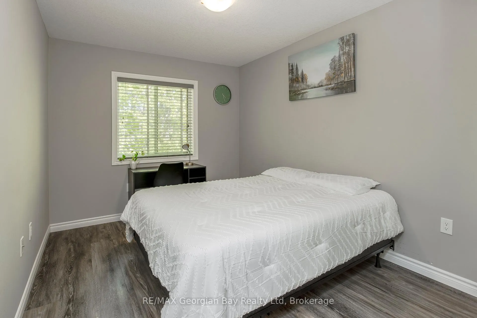 Photo 22 of 956 Cook Drive, Midland — HOMEH