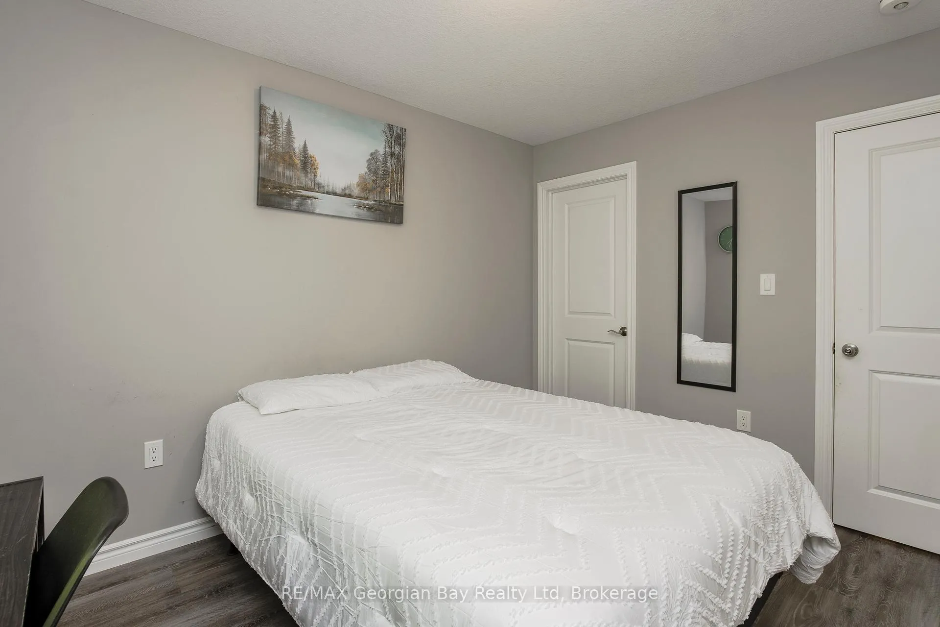 Photo 23 of 956 Cook Drive, Midland — HOMEH