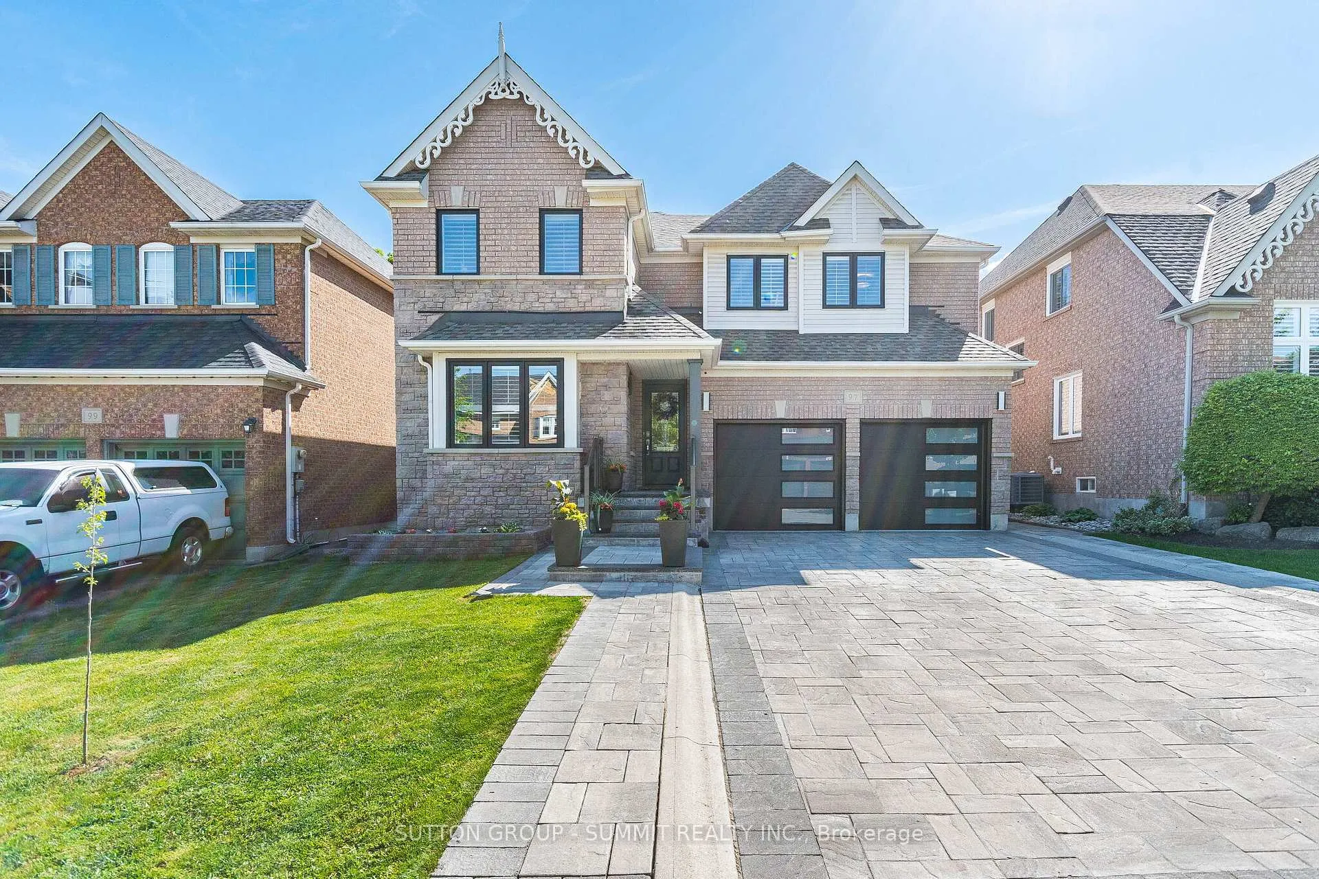Photo 2 of 97 Grist Mill Drive, Halton Hills, Georgetown — HOMEH