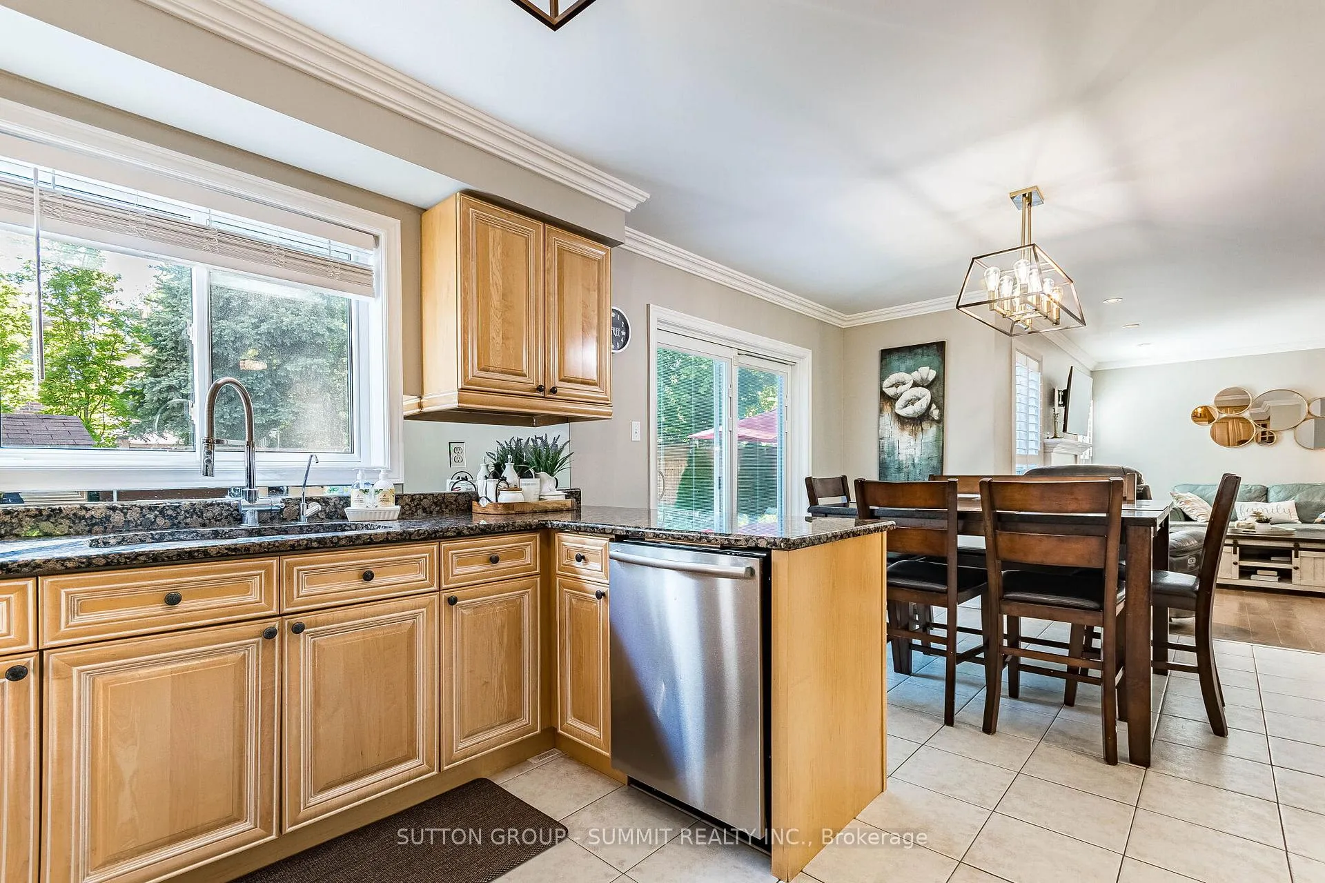 Photo 9 of 97 Grist Mill Drive, Halton Hills, Georgetown — HOMEH