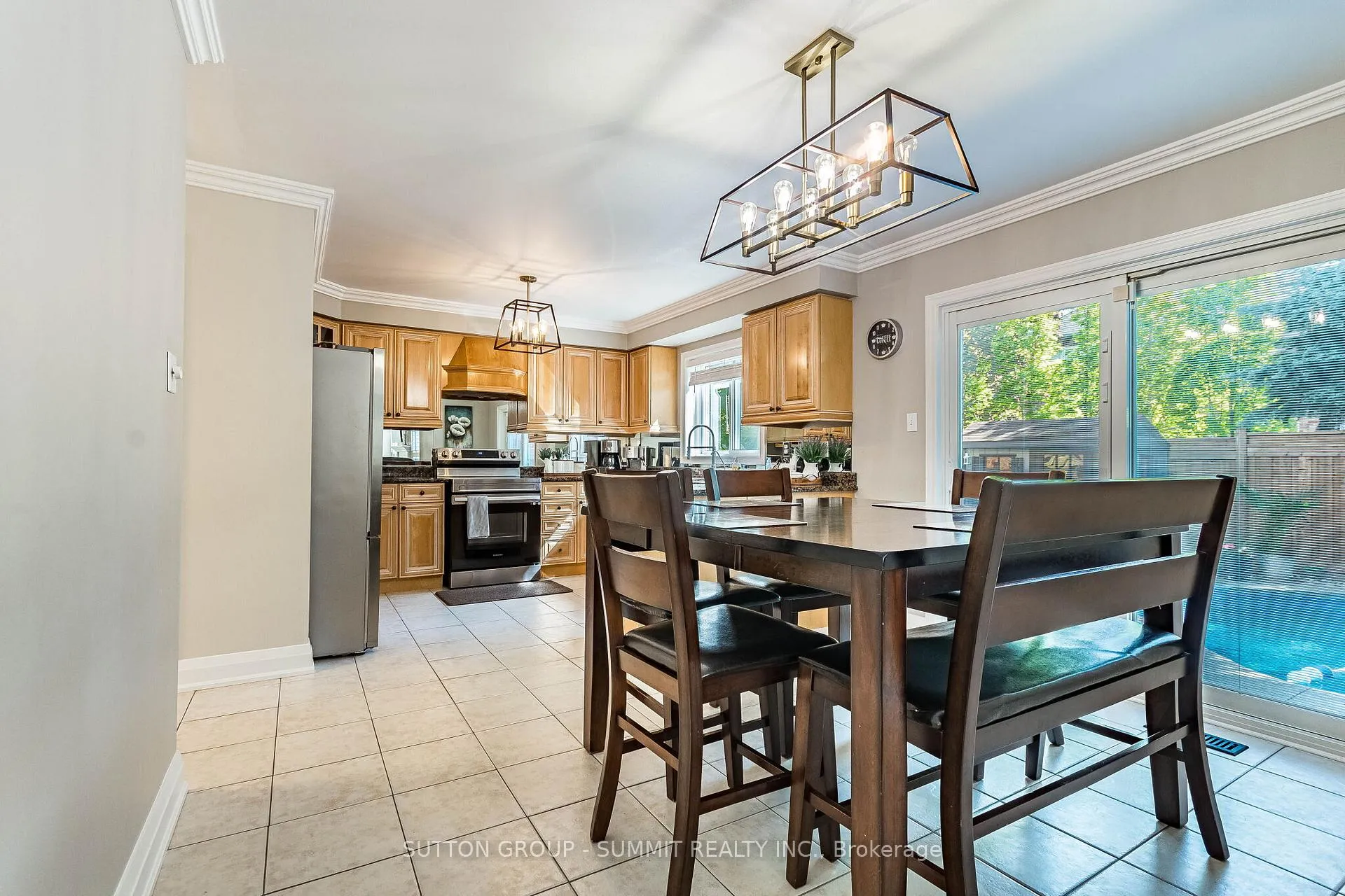 Photo 11 of 97 Grist Mill Drive, Halton Hills, Georgetown — HOMEH