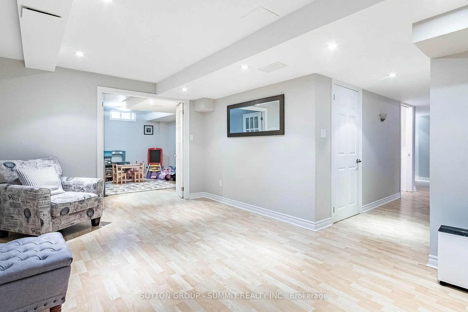 Photo 26 of 97 Grist Mill Drive, Halton Hills, Georgetown — HOMEH