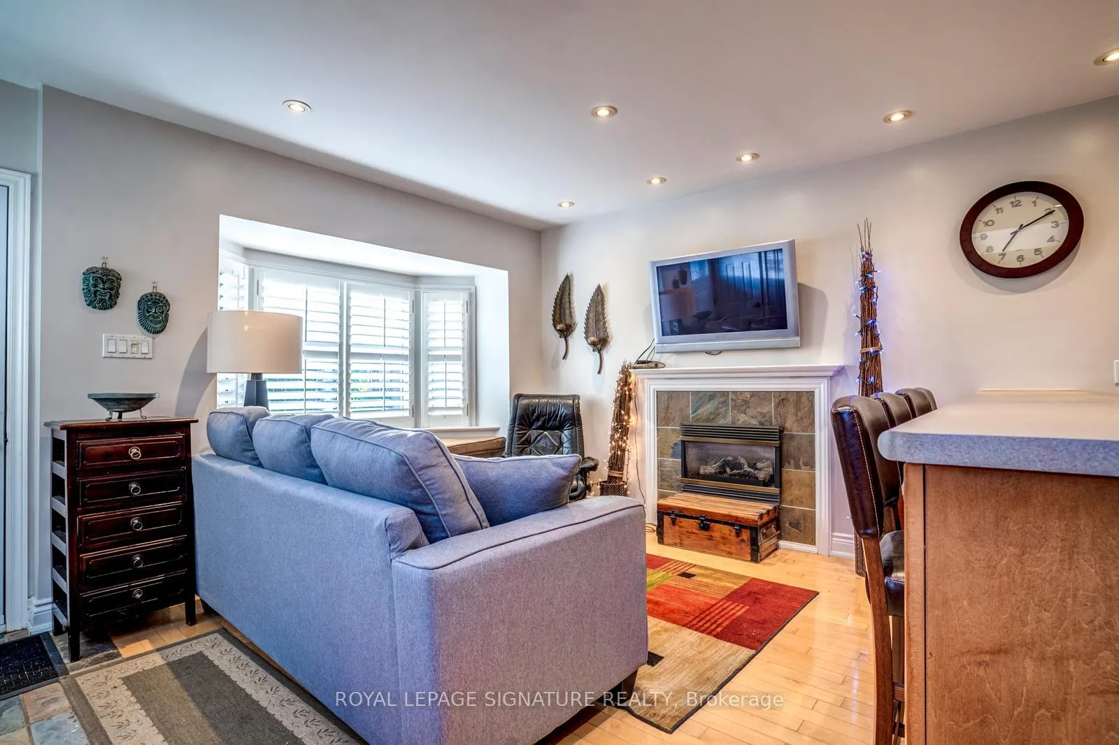Photo 5 of Unit Main Fl, 33 Athlone Road, Toronto, East York — HOMEH