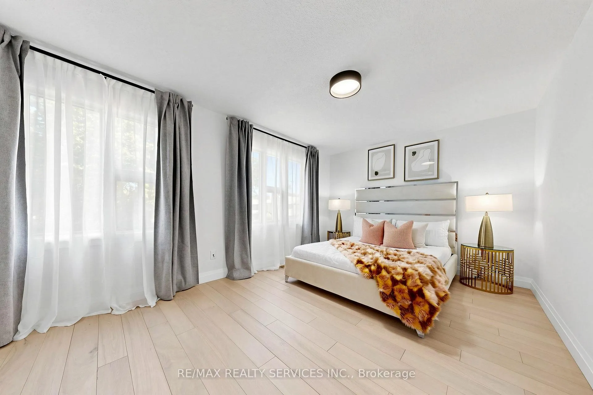 Photo 19 of 26 Mayfair Crescent, Brampton, Central Park — HOMEH