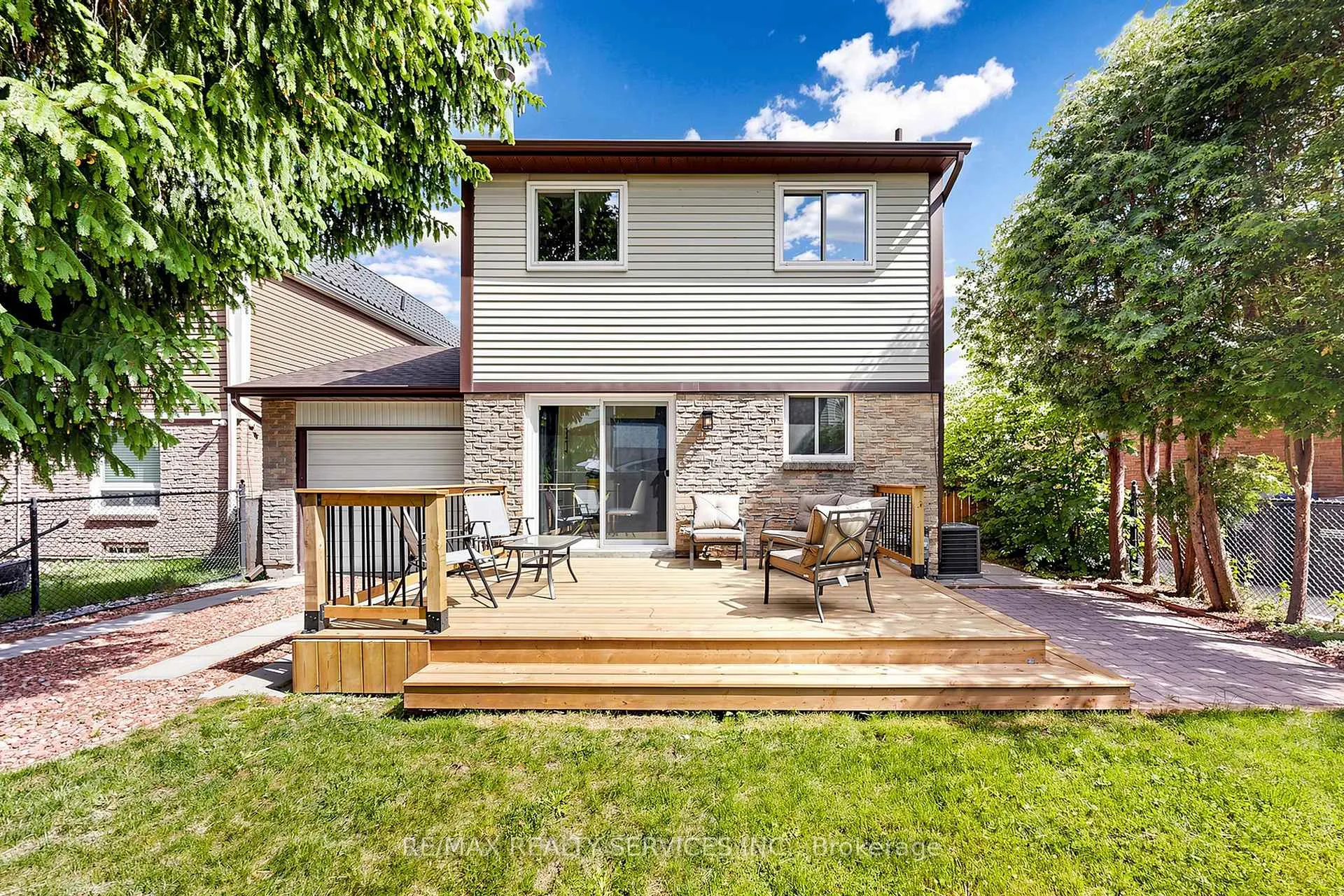Photo 45 of 26 Mayfair Crescent, Brampton, Central Park — HOMEH