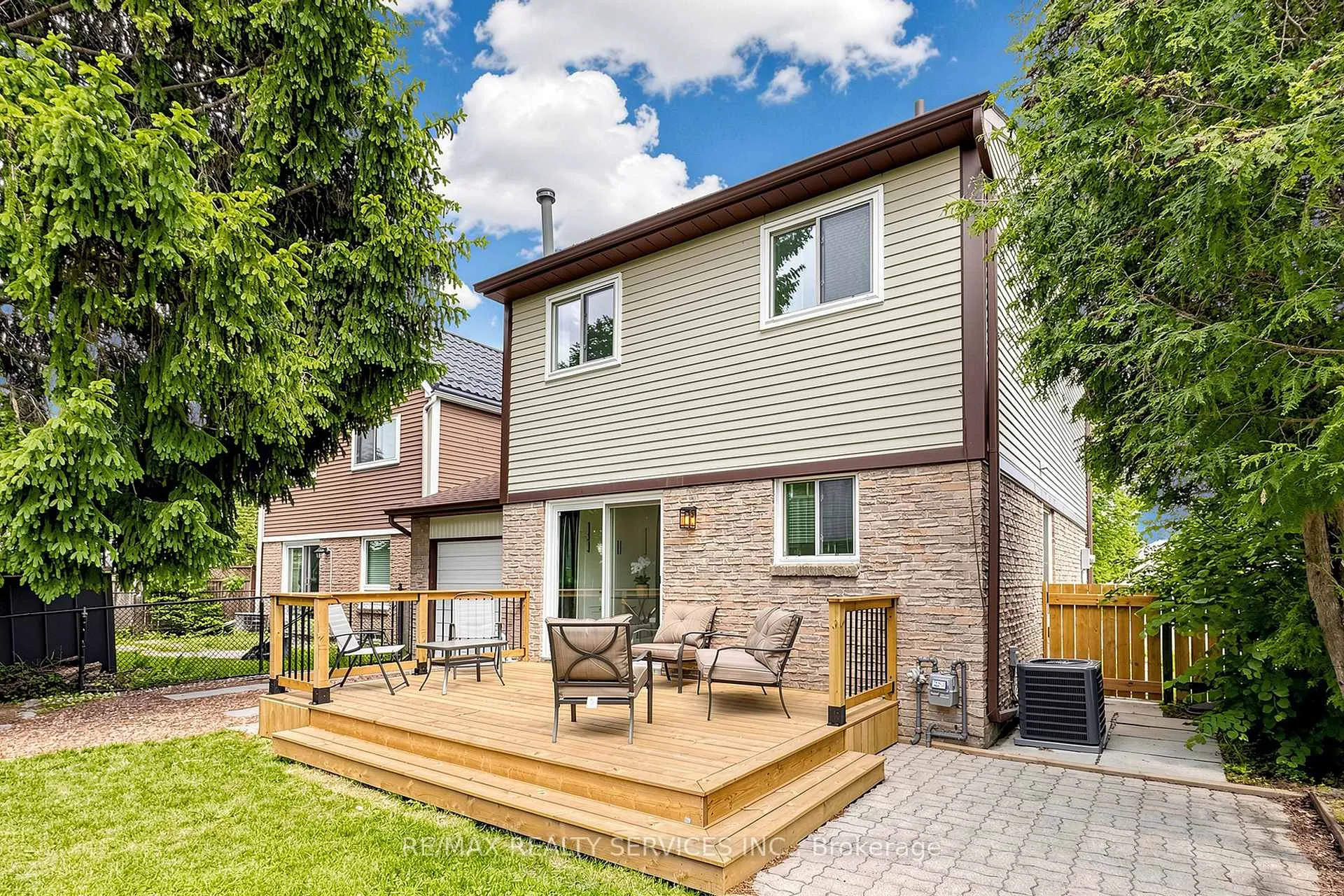 Photo 46 of 26 Mayfair Crescent, Brampton, Central Park — HOMEH