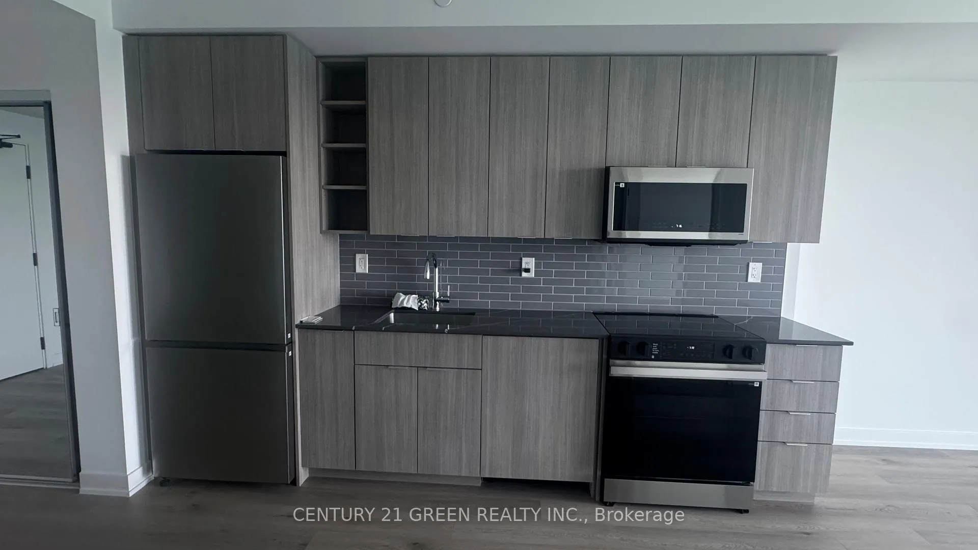 Photo 6 of Unit 2106, 2075 Lakeshore Road, Burlington, Brant — HOMEH