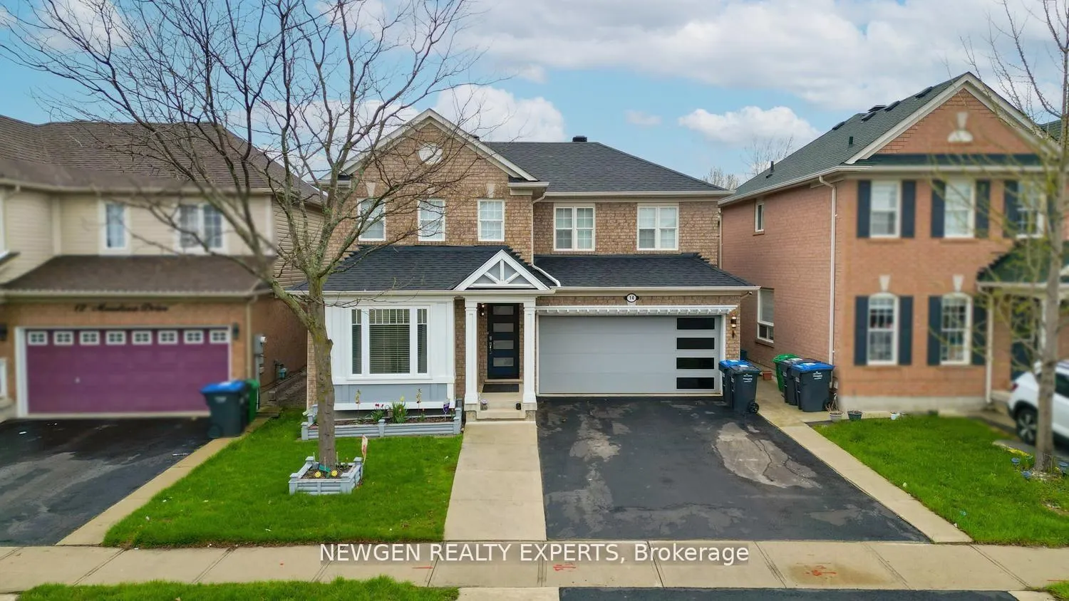 Front of 14 Mendoza Drive