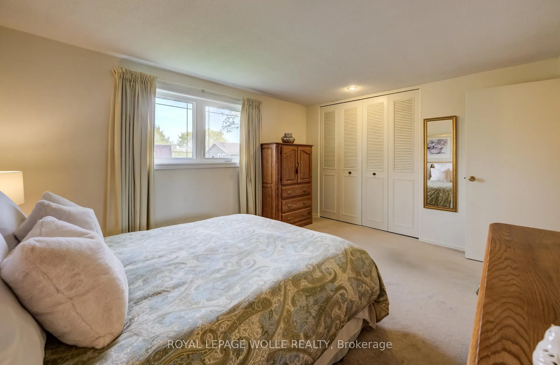 Photo 15 of 51 Underhill Crescent, Kitchener — HOMEH