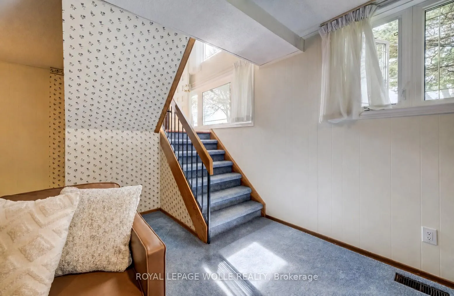 Photo 20 of 51 Underhill Crescent, Kitchener — HOMEH