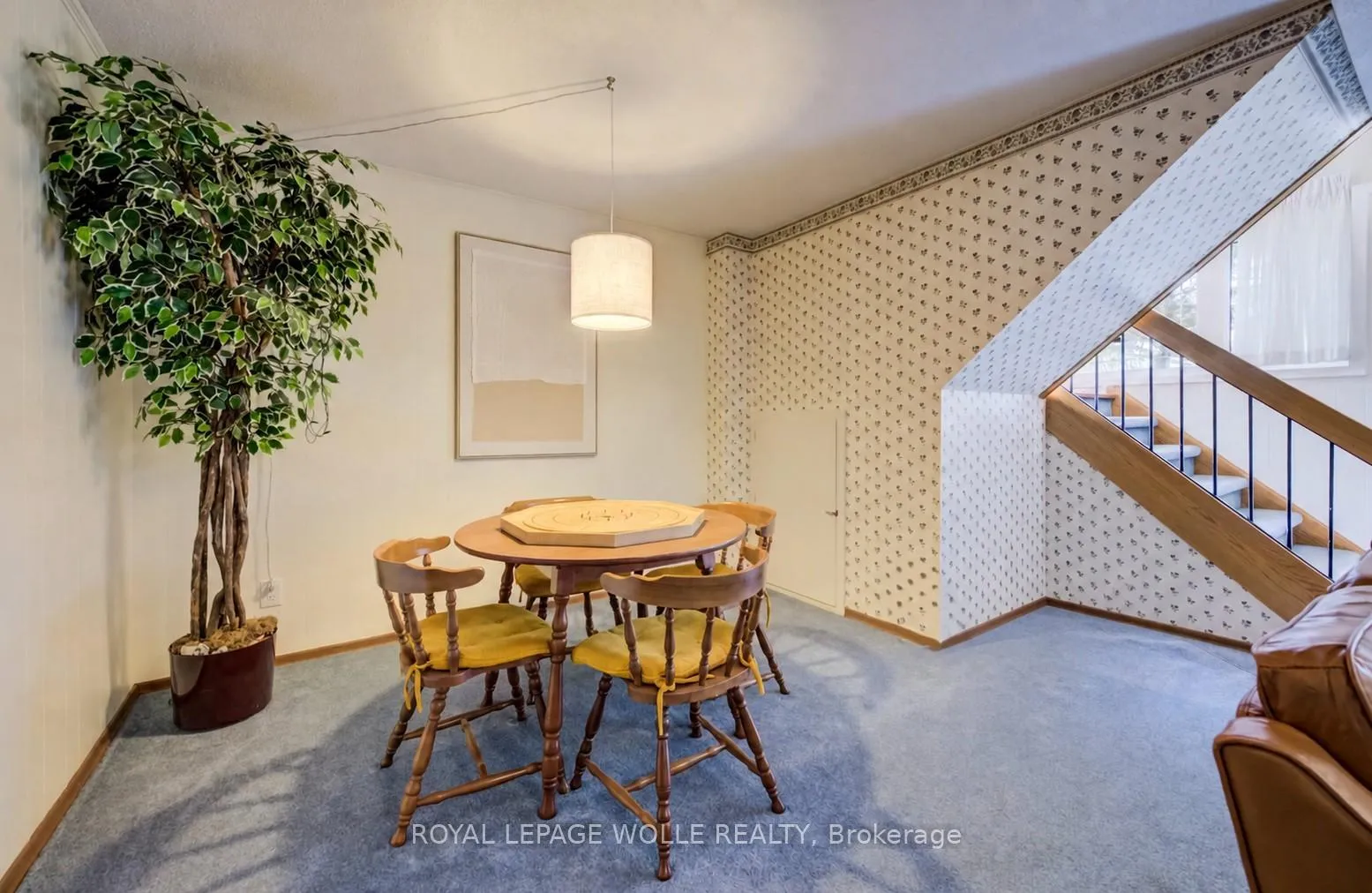 Photo 24 of 51 Underhill Crescent, Kitchener — HOMEH