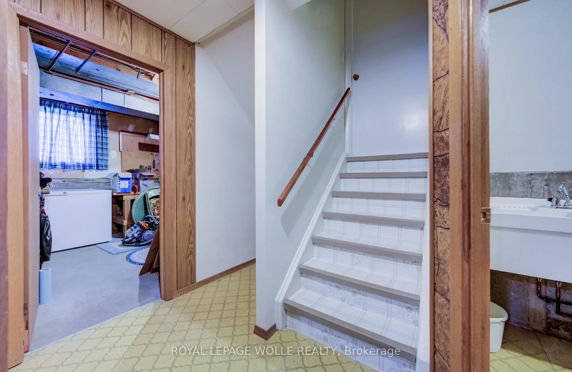 Photo 26 of 51 Underhill Crescent, Kitchener — HOMEH
