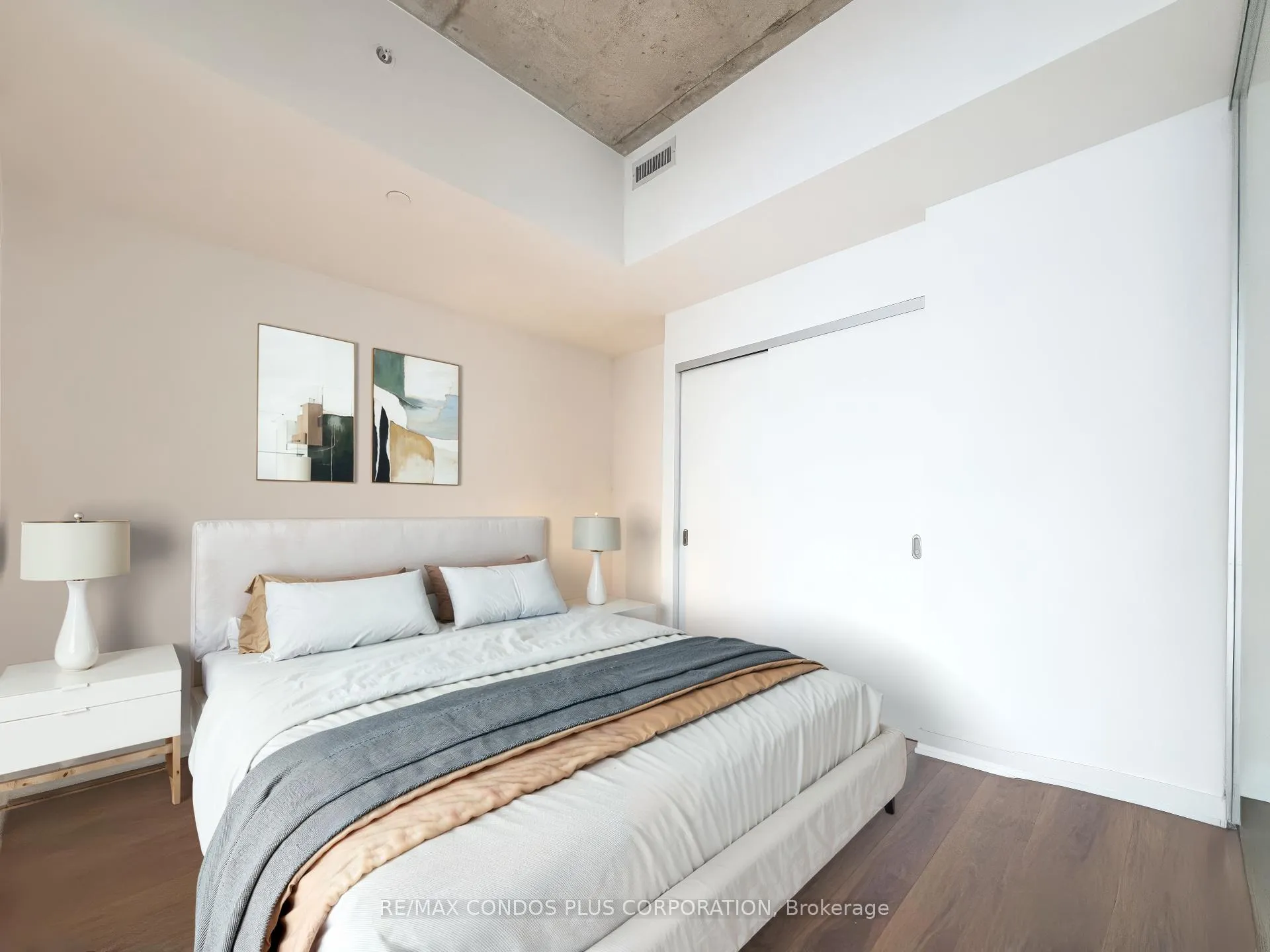 Photo 7 of Unit 2410, 210 Simcoe Street, Toronto, University — HOMEH