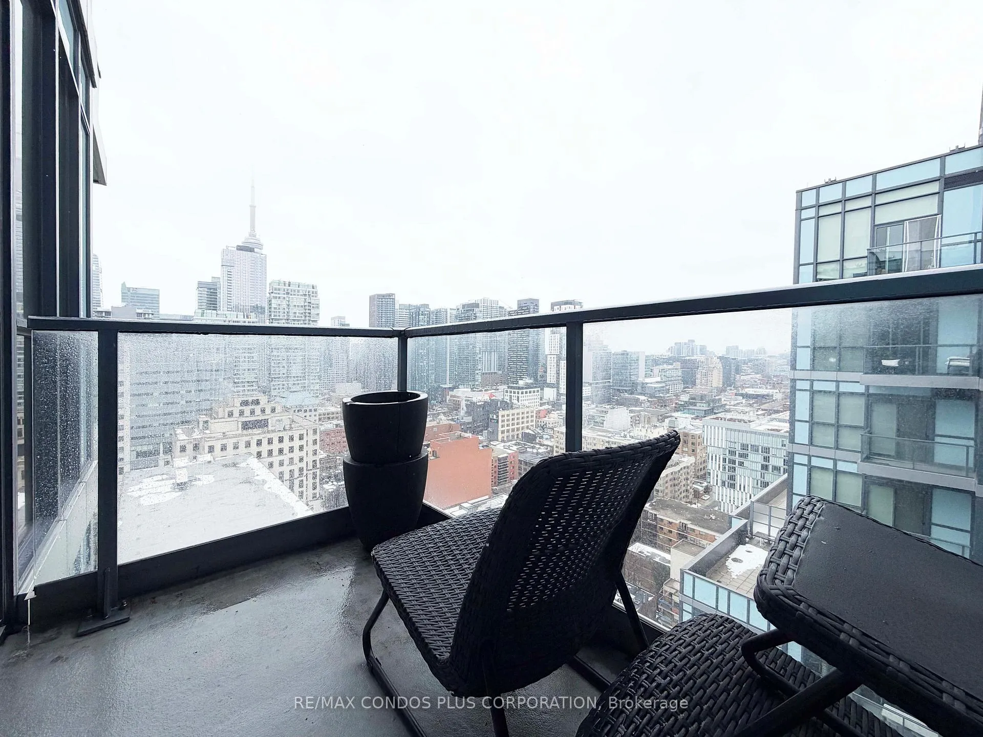Photo 13 of Unit 2410, 210 Simcoe Street, Toronto, University — HOMEH