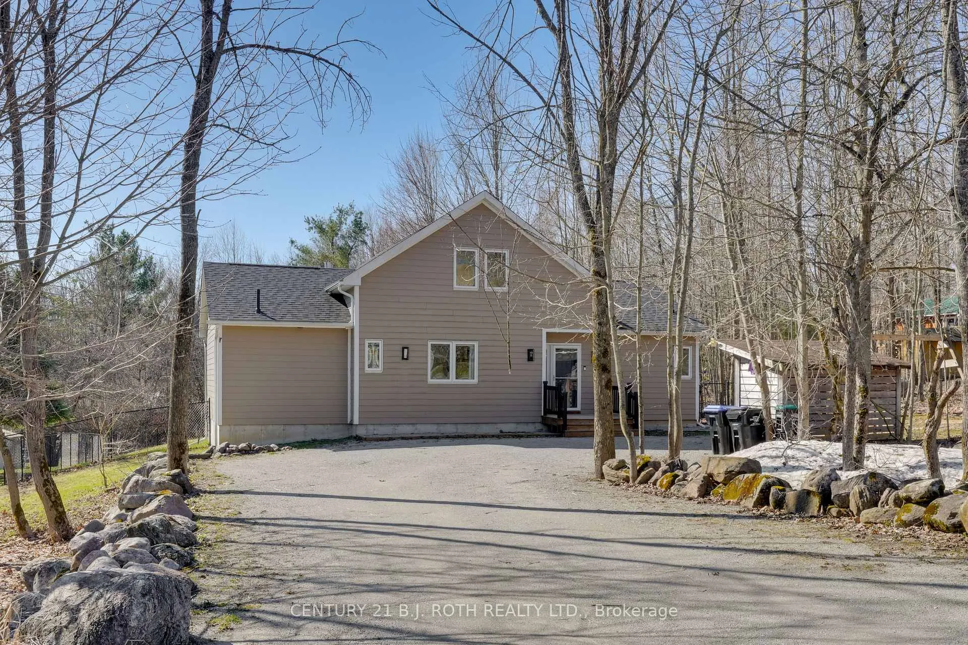 Photo 3 of 46 Slalom Drive, Oro-Medonte, Moonstone — HOMEH