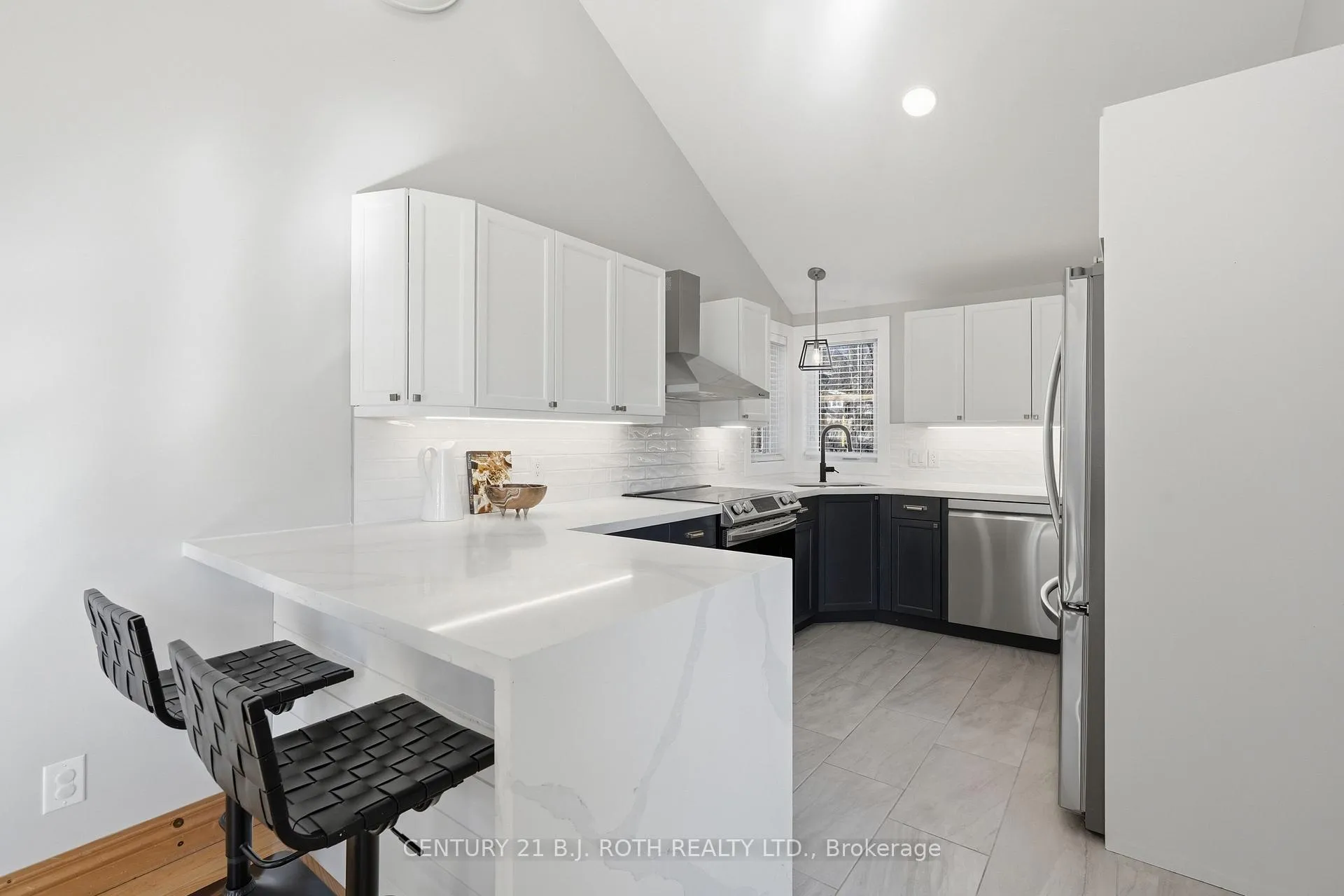 Photo 6 of 46 Slalom Drive, Oro-Medonte, Moonstone — HOMEH