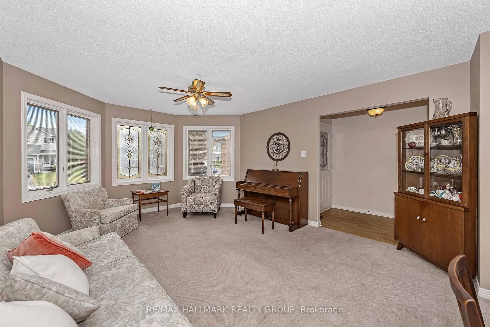 Photo 5 of 18 Randall James Drive, Ottawa, Stittsville (Central) — HOMEH