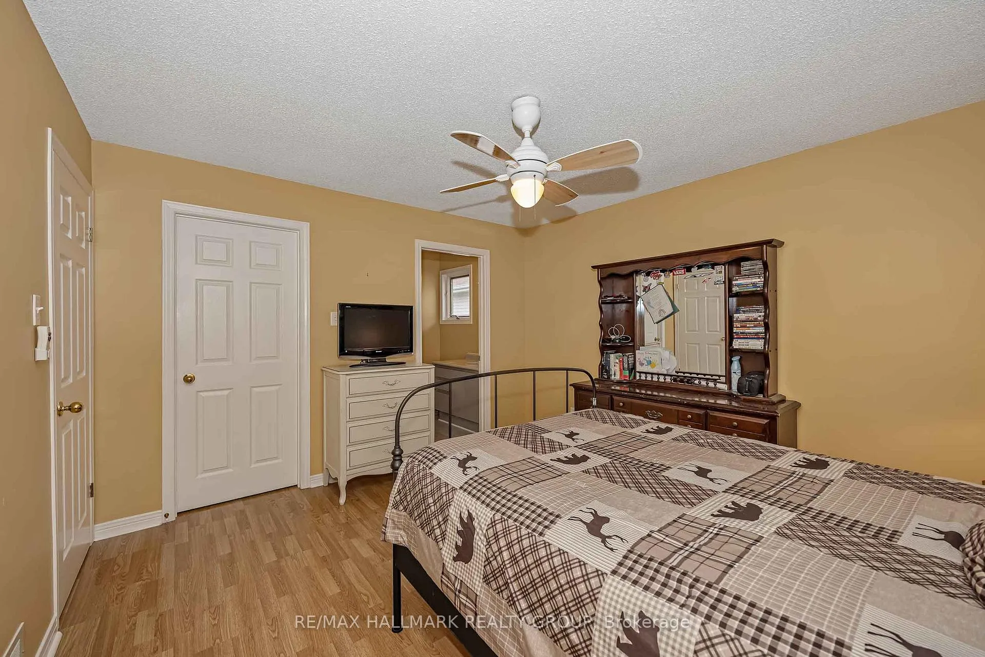 Photo 19 of 18 Randall James Drive, Ottawa, Stittsville (Central) — HOMEH