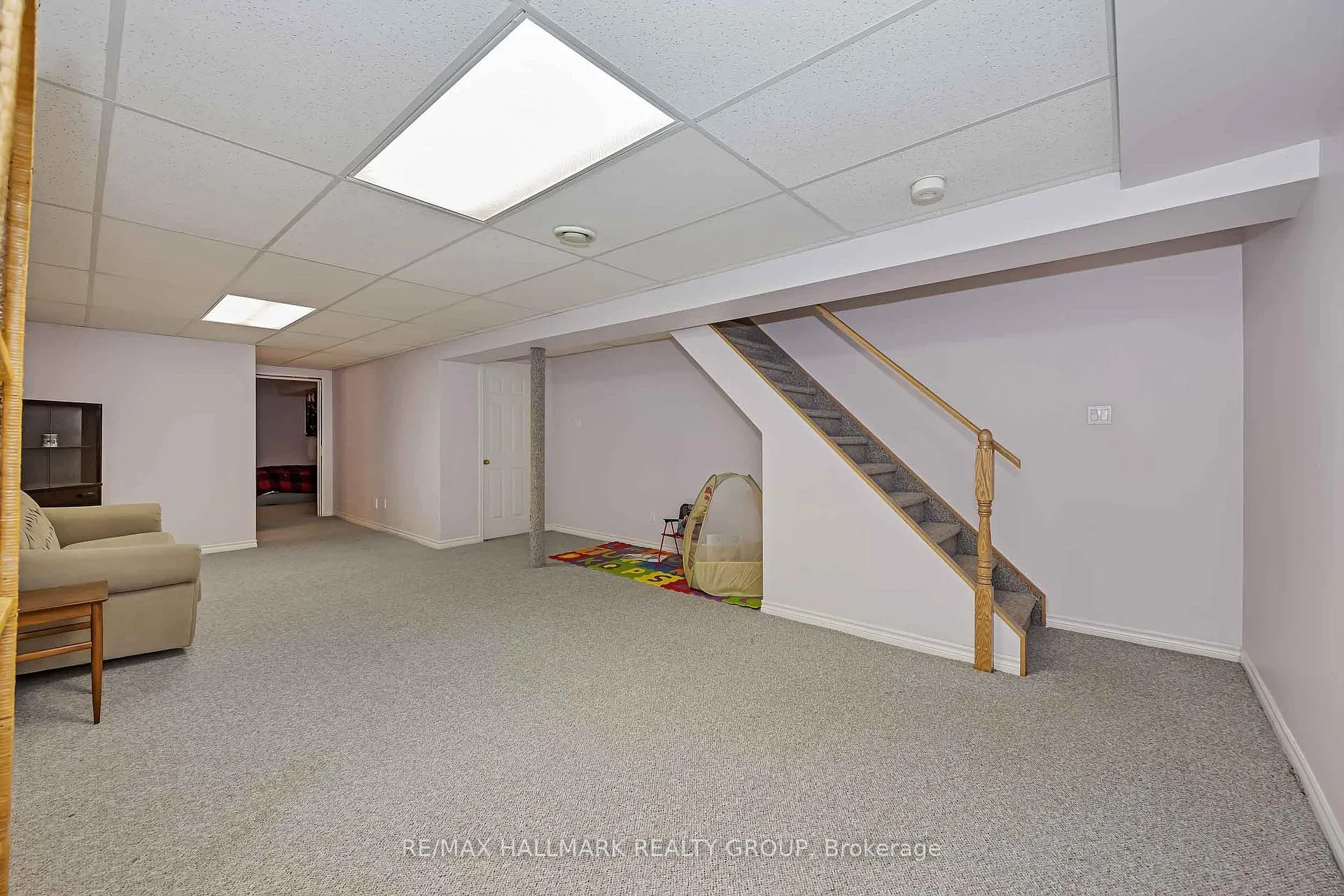 Photo 31 of 18 Randall James Drive, Ottawa, Stittsville (Central) — HOMEH