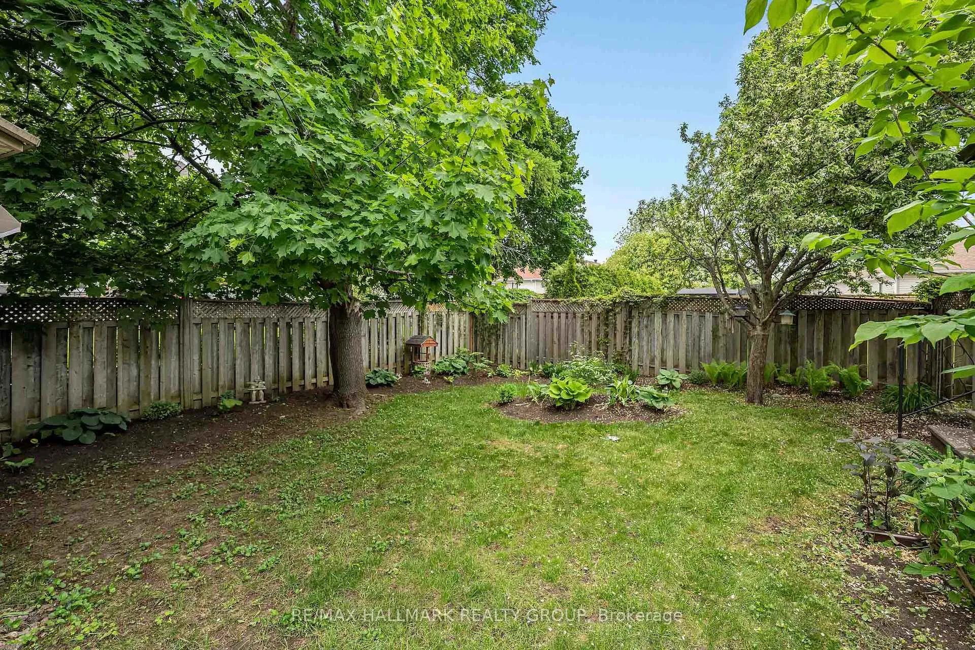 Photo 40 of 18 Randall James Drive, Ottawa, Stittsville (Central) — HOMEH