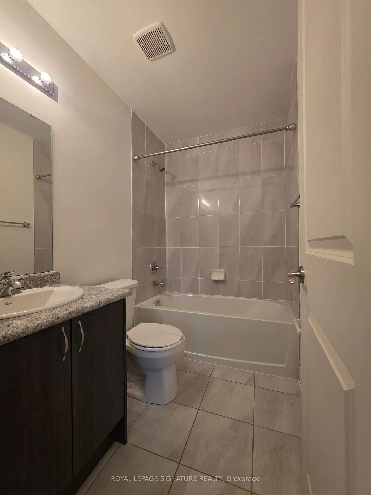 Photo 17 of Unit 27, 2571 Ladyfern Crossing, Pickering, Duffin Heights — HOMEH