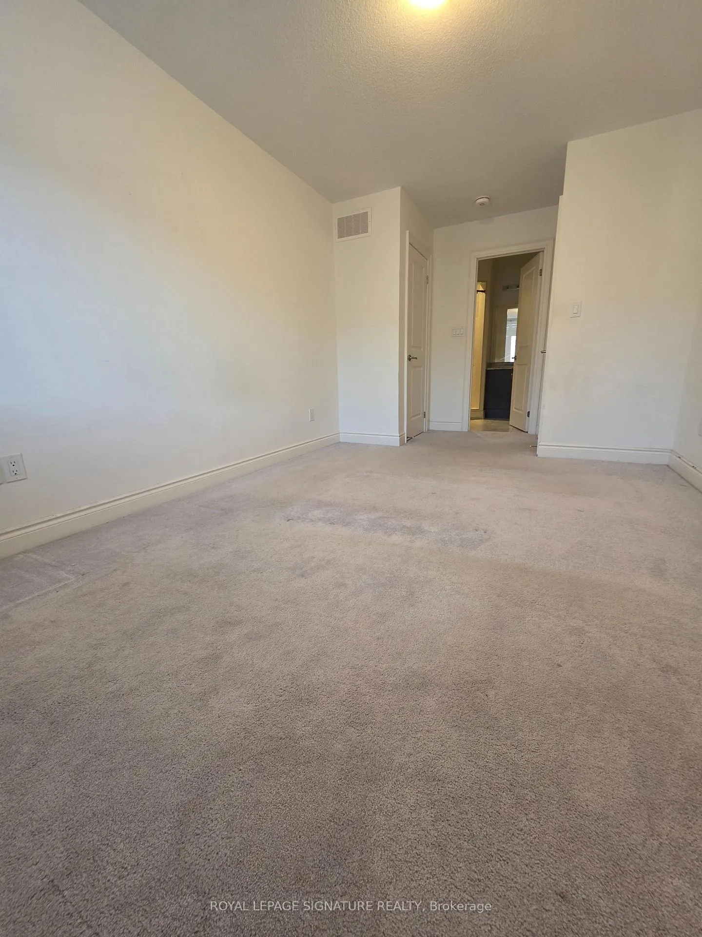 Photo 22 of Unit 27, 2571 Ladyfern Crossing, Pickering, Duffin Heights — HOMEH