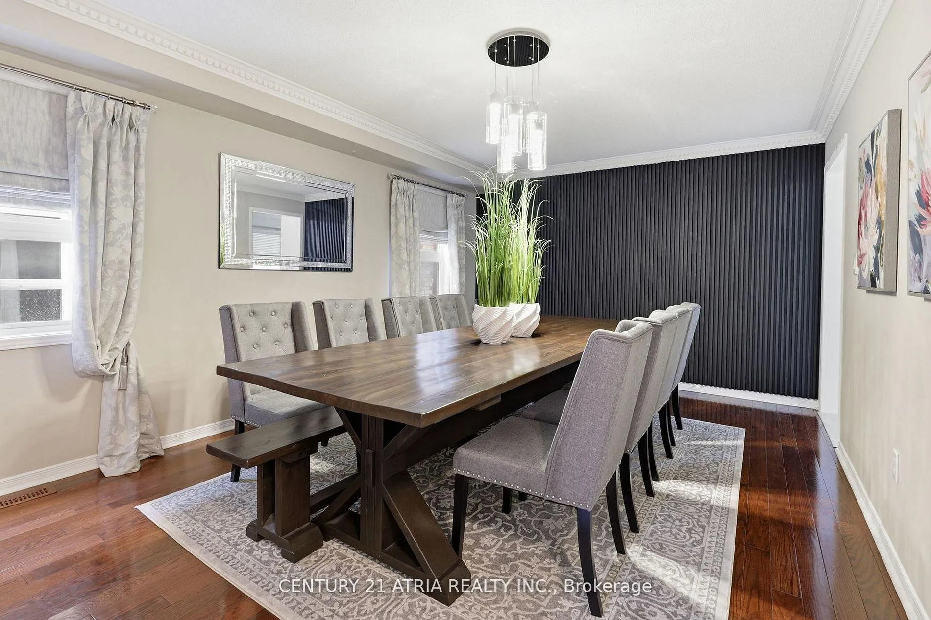 Photo 4 of 18 Abbott Avenue, Aurora, Bayview Northeast — HOMEH