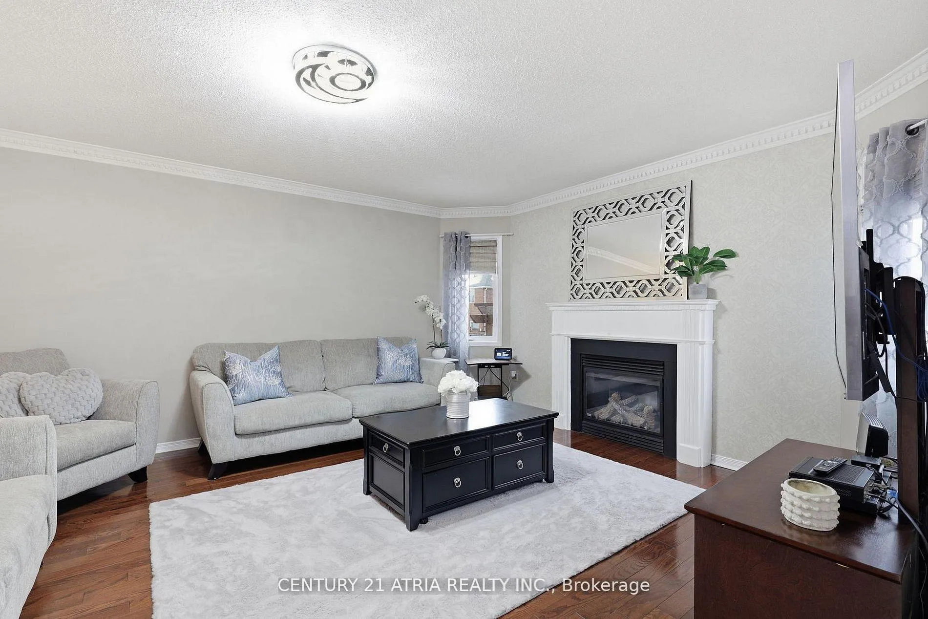 Photo 9 of 18 Abbott Avenue, Aurora, Bayview Northeast — HOMEH