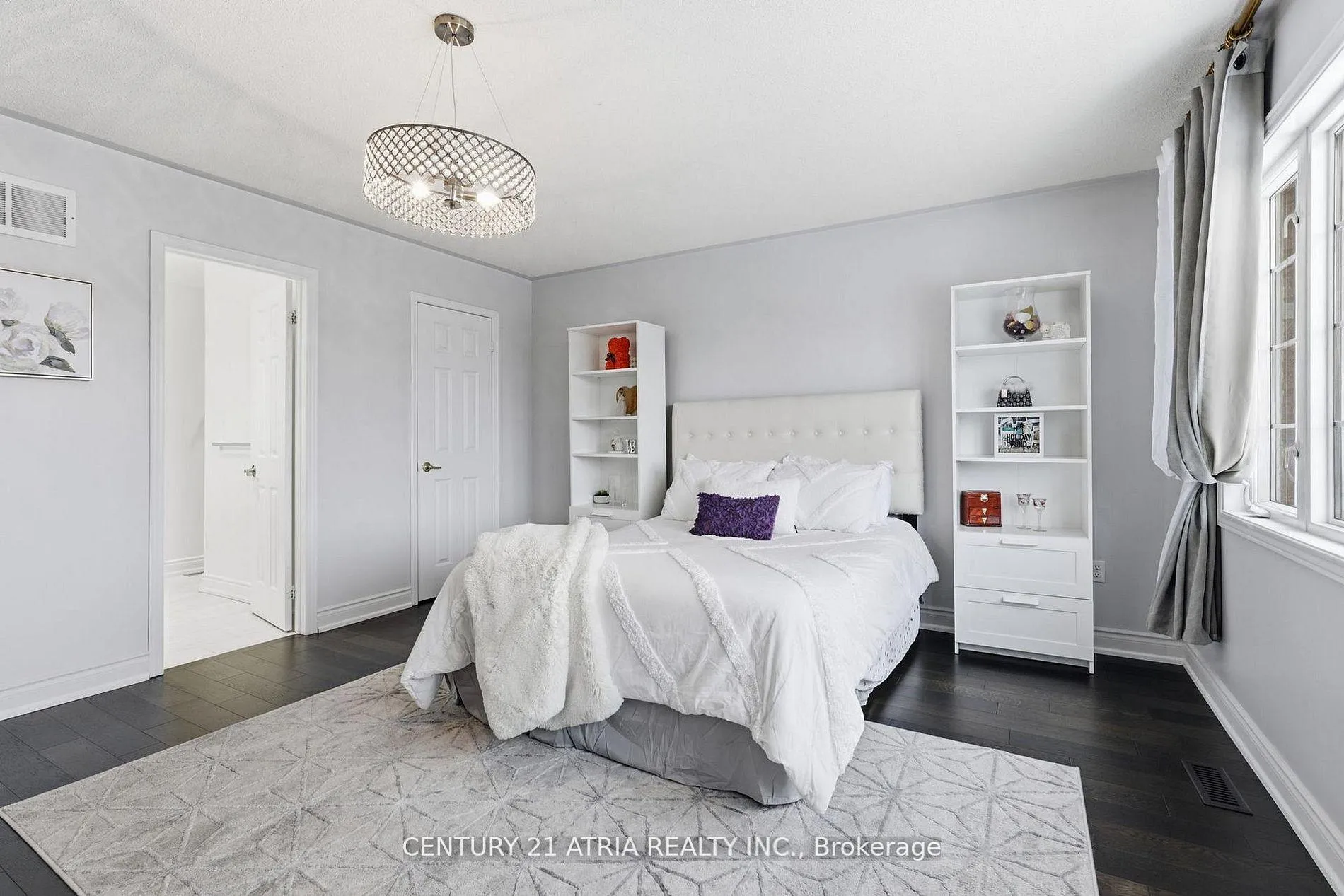 Photo 15 of 18 Abbott Avenue, Aurora, Bayview Northeast — HOMEH