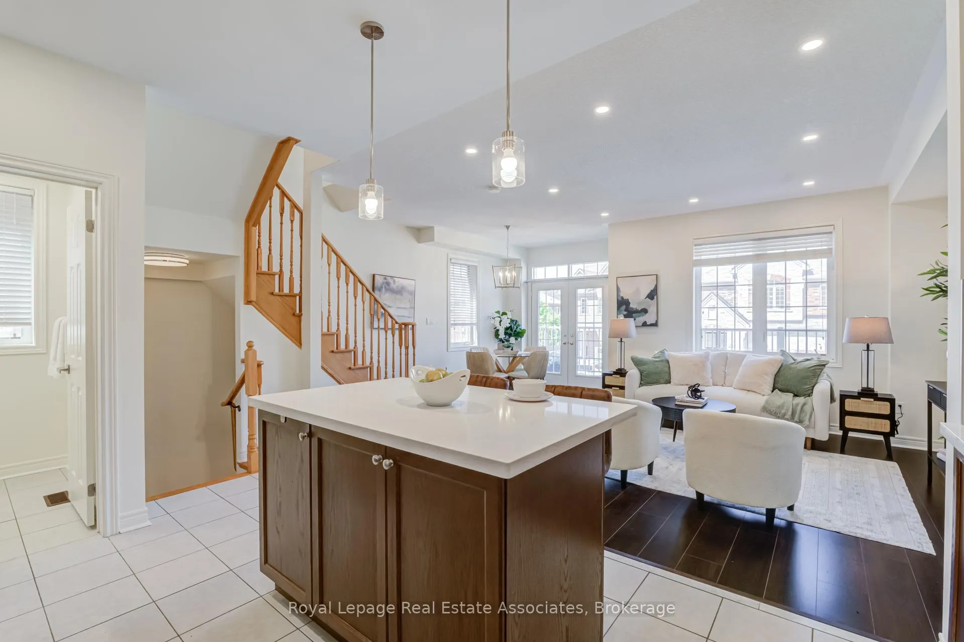 Photo 11 of 1114 Durno Court, Milton, Harrison — HOMEH