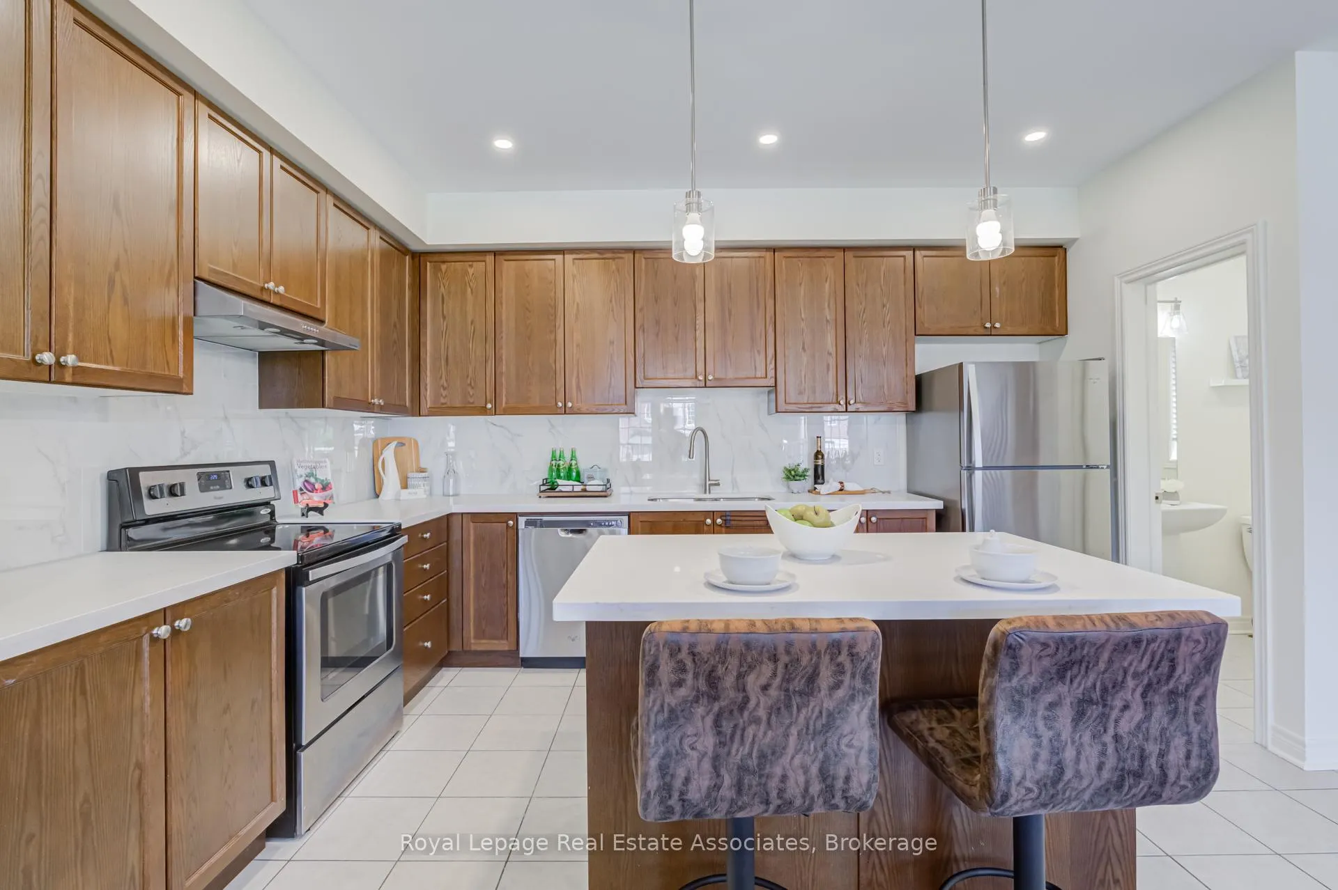 Photo 12 of 1114 Durno Court, Milton, Harrison — HOMEH