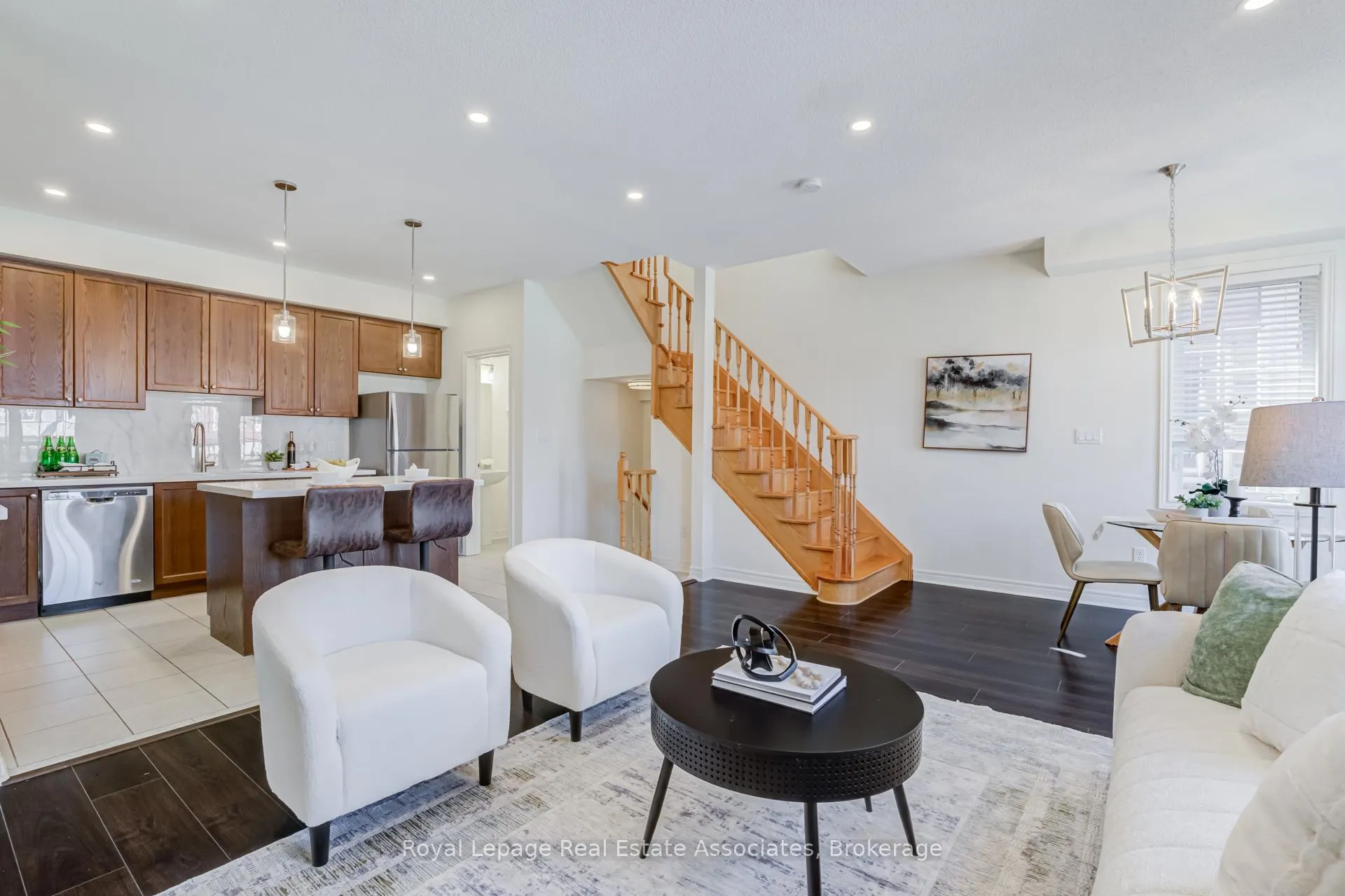 Photo 13 of 1114 Durno Court, Milton, Harrison — HOMEH
