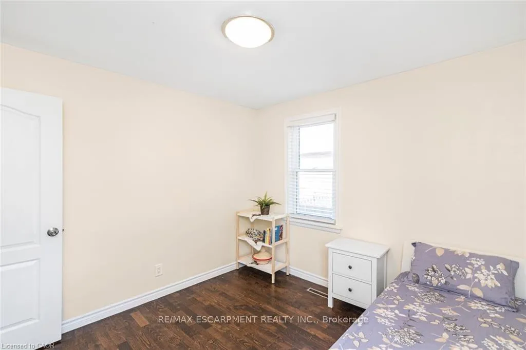 Photo 23 of 33 Alderney Avenue, Hamilton, Hill Park — HOMEH