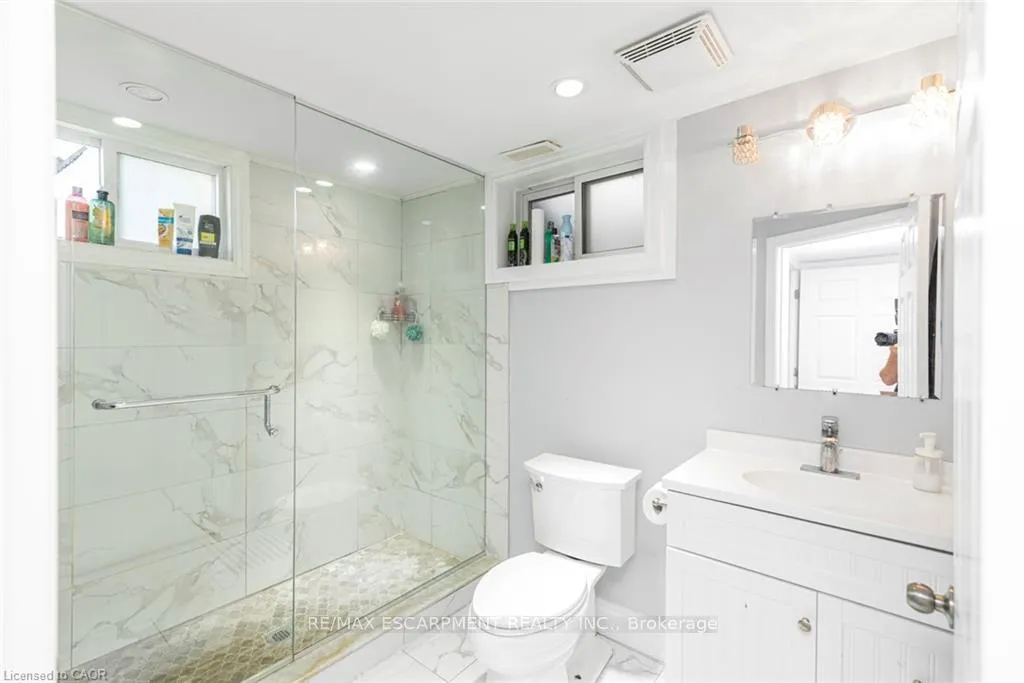 Photo 31 of 33 Alderney Avenue, Hamilton, Hill Park — HOMEH