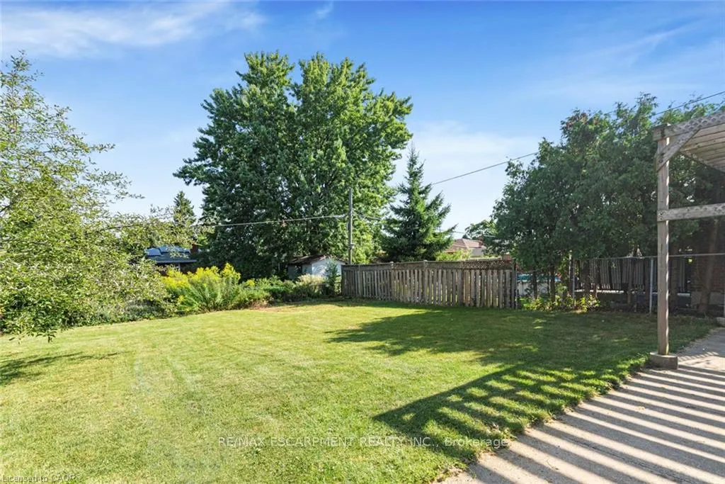 Photo 43 of 33 Alderney Avenue, Hamilton, Hill Park — HOMEH