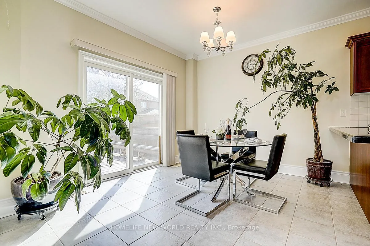 Photo 15 of 67 Lena Drive, Richmond Hill, Rouge Woods — HOMEH