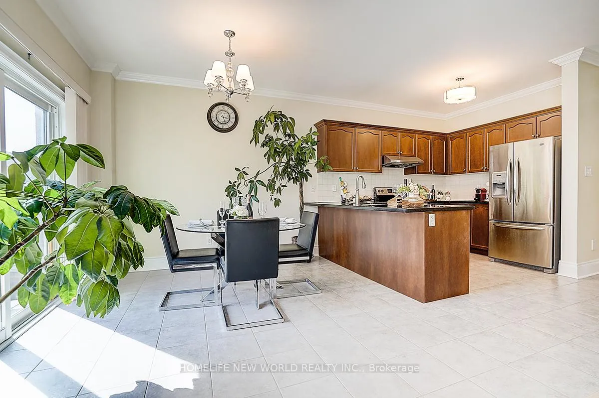 Photo 18 of 67 Lena Drive, Richmond Hill, Rouge Woods — HOMEH