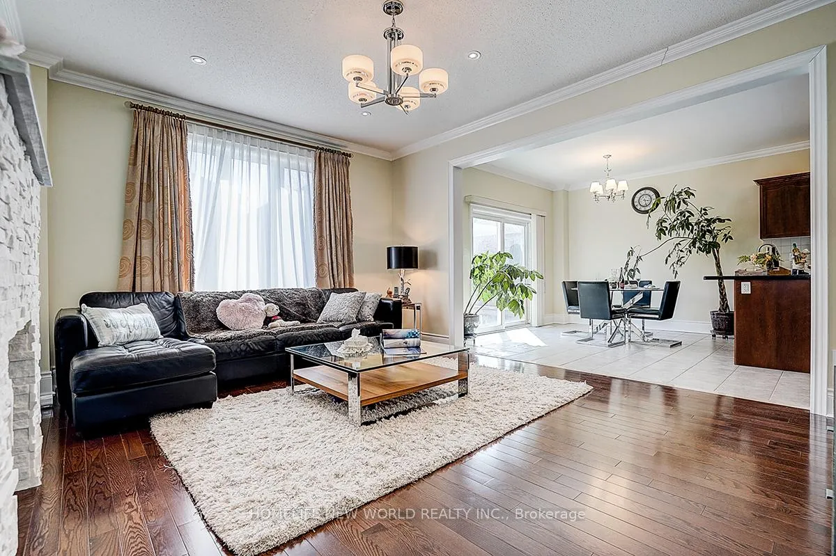 Photo 21 of 67 Lena Drive, Richmond Hill, Rouge Woods — HOMEH
