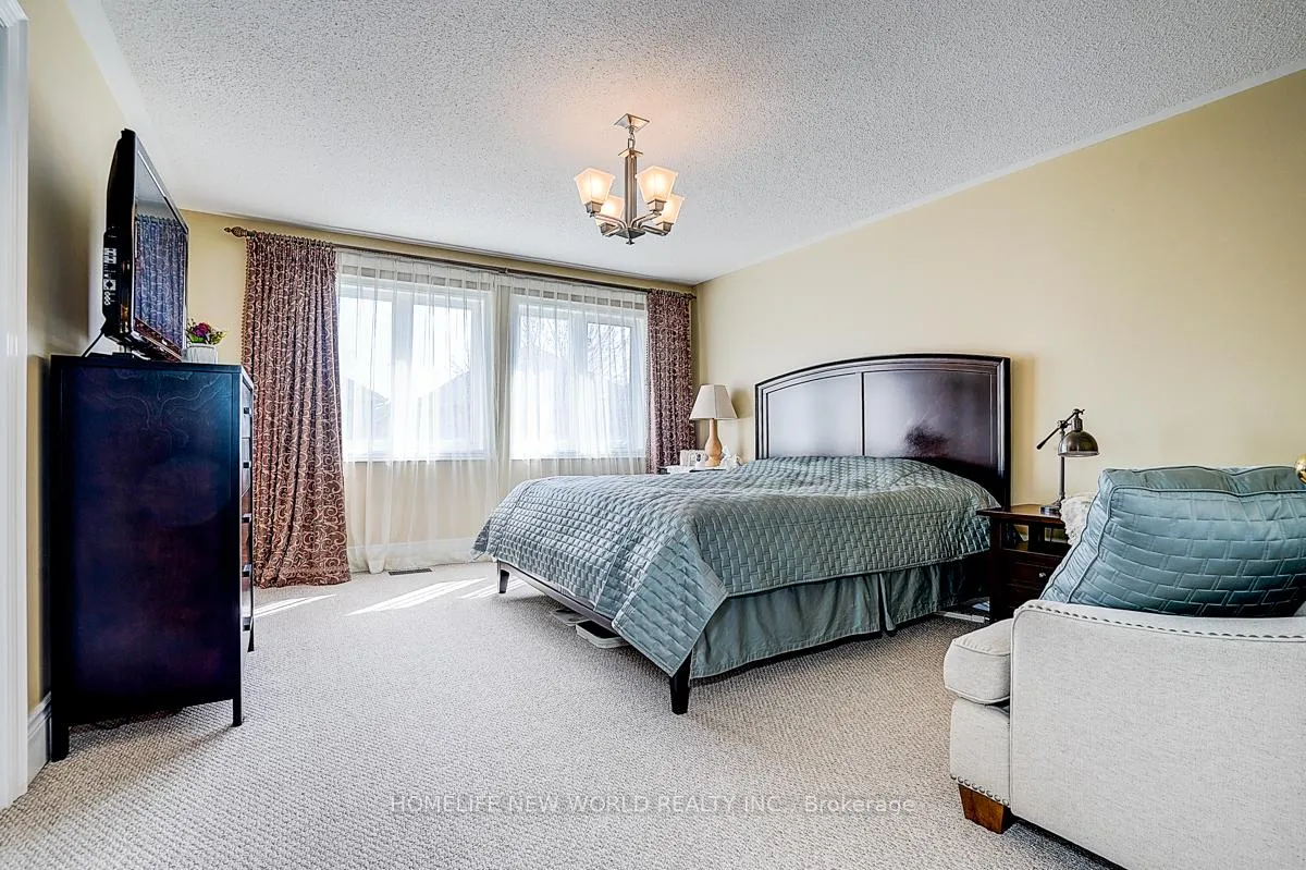 Photo 25 of 67 Lena Drive, Richmond Hill, Rouge Woods — HOMEH