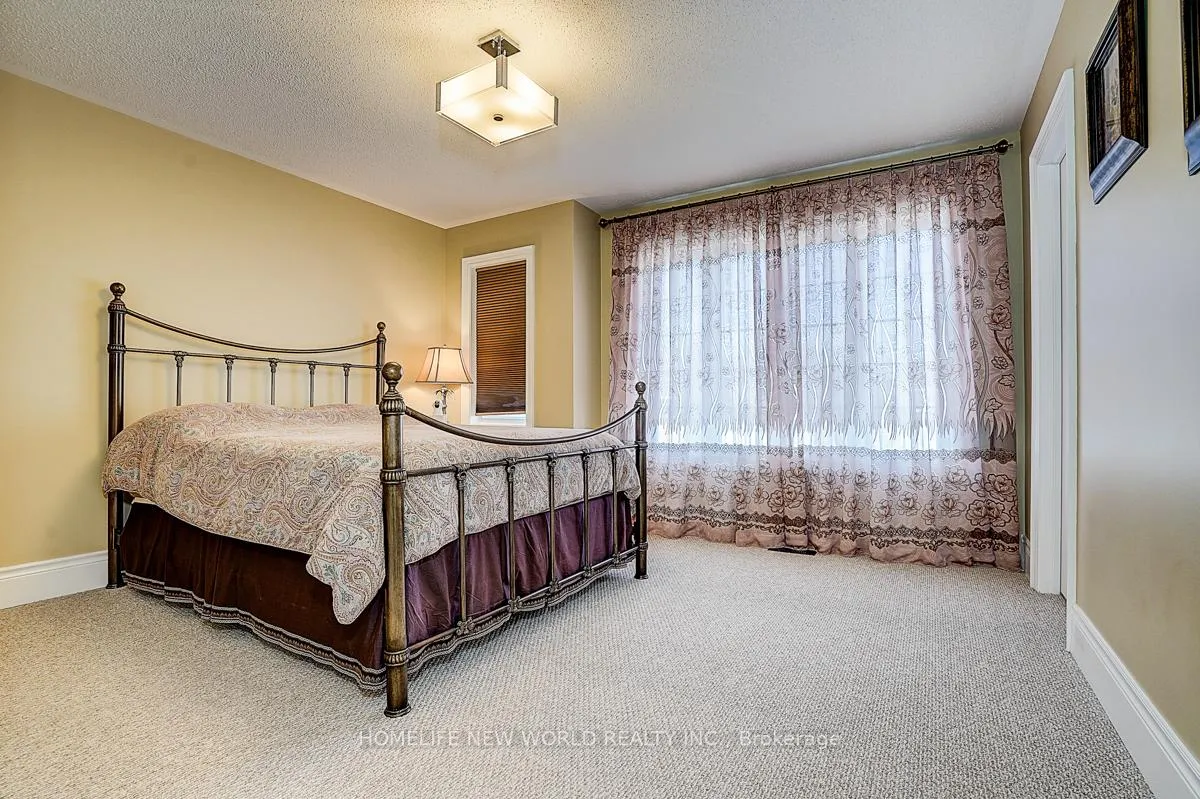 Photo 35 of 67 Lena Drive, Richmond Hill, Rouge Woods — HOMEH