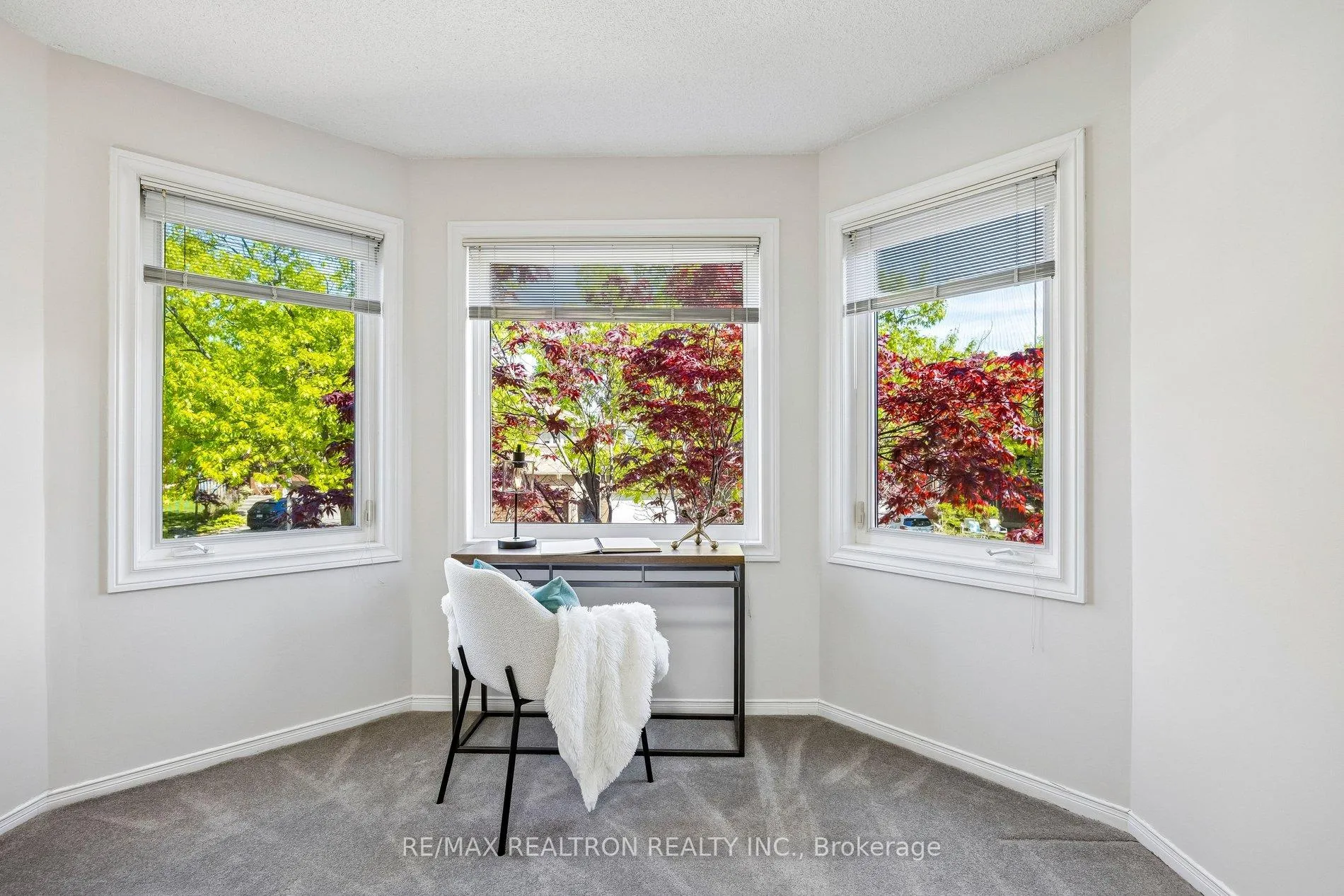 Photo 37 of 37 Dundurn Crescent, Vaughan, Uplands — HOMEH