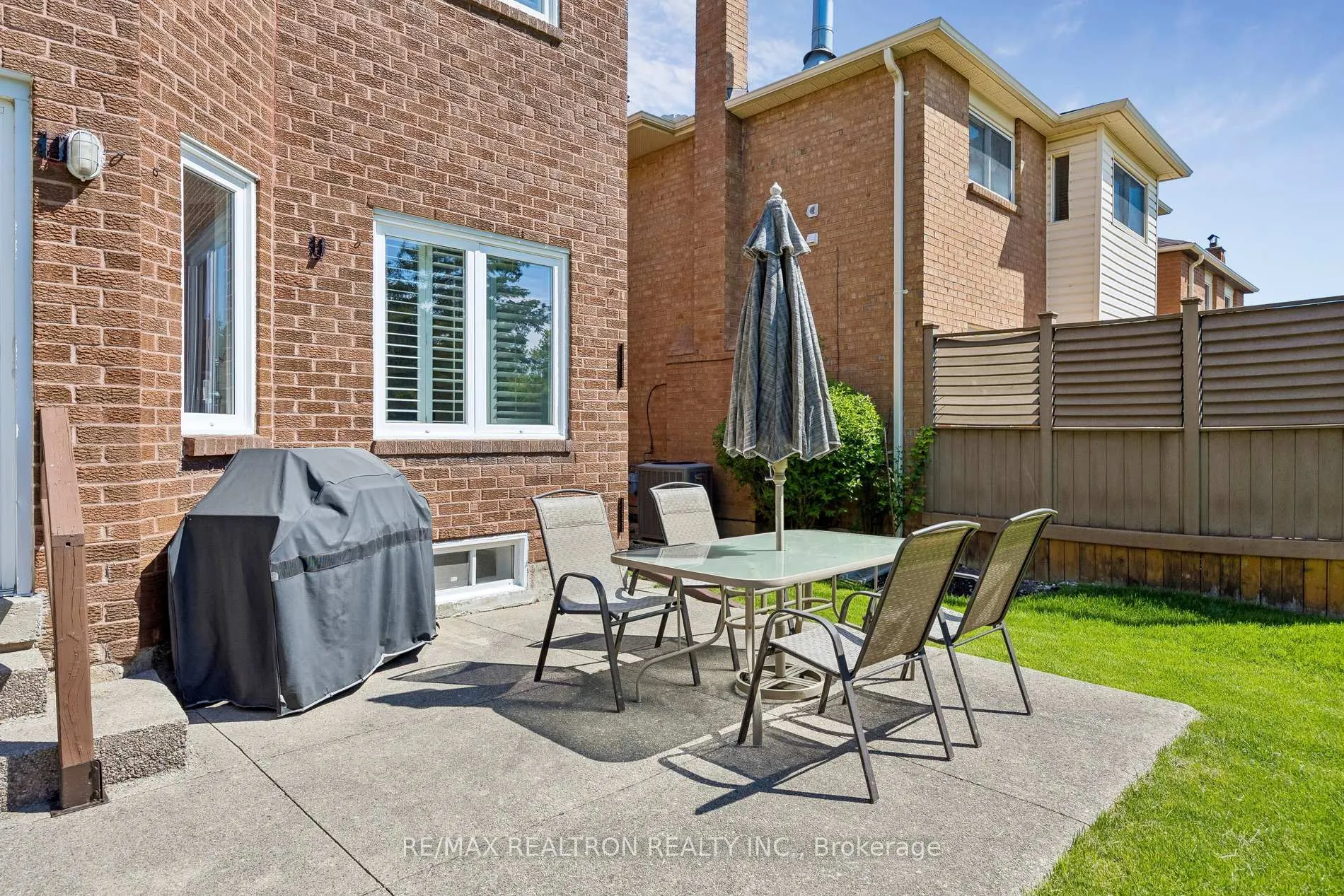Photo 43 of 37 Dundurn Crescent, Vaughan, Uplands — HOMEH