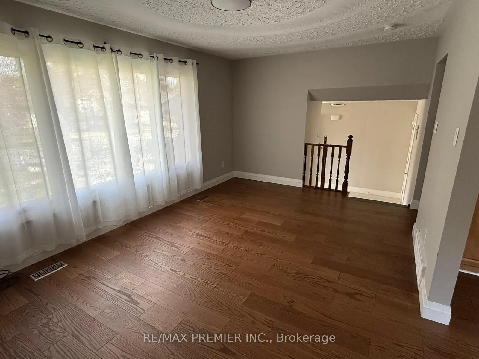 Photo 8 of Unit Upper unit, 416 Cole Road, Guelph, Kortright West — HOMEH