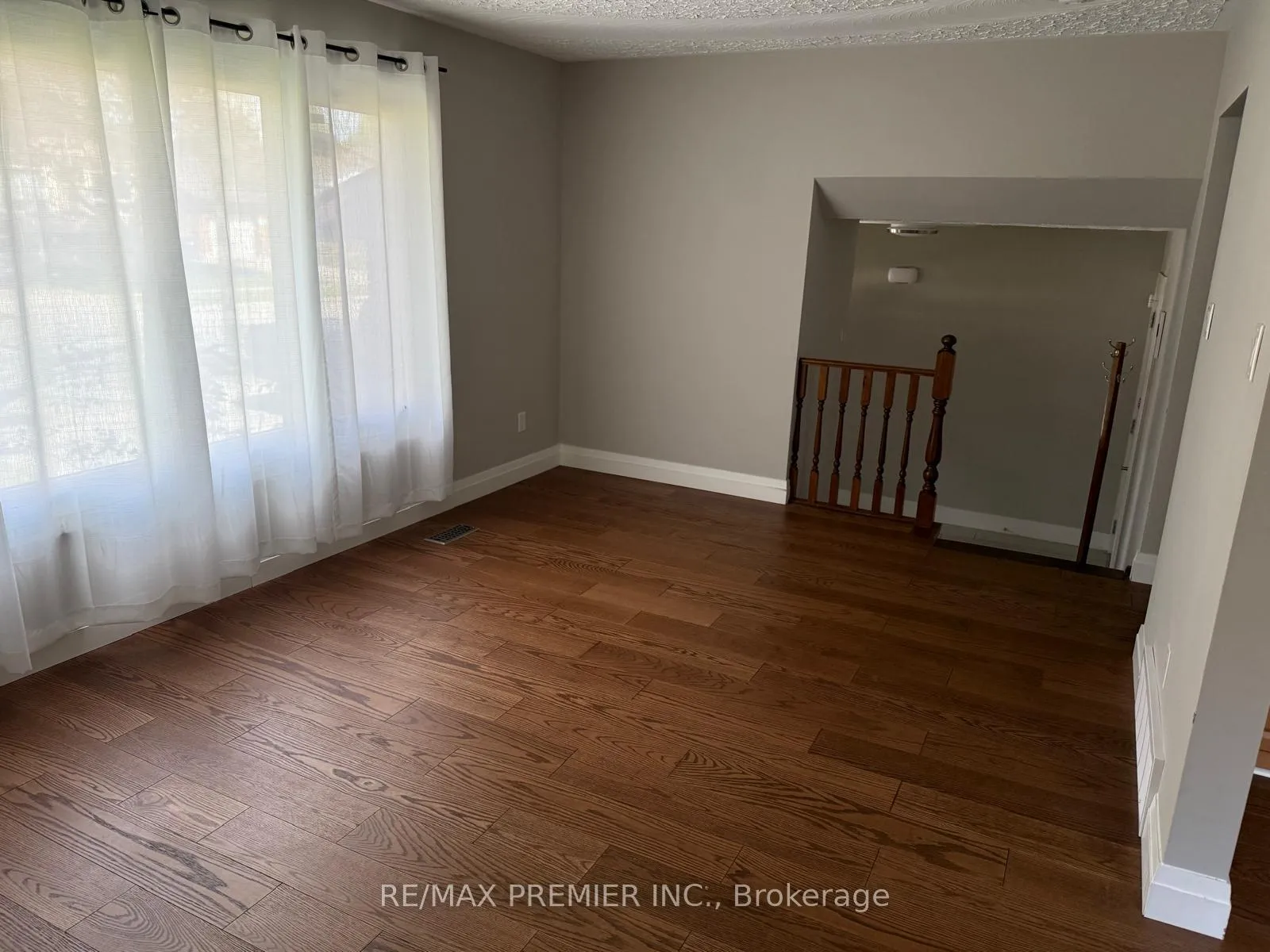 Photo 10 of Unit Upper unit, 416 Cole Road, Guelph, Kortright West — HOMEH
