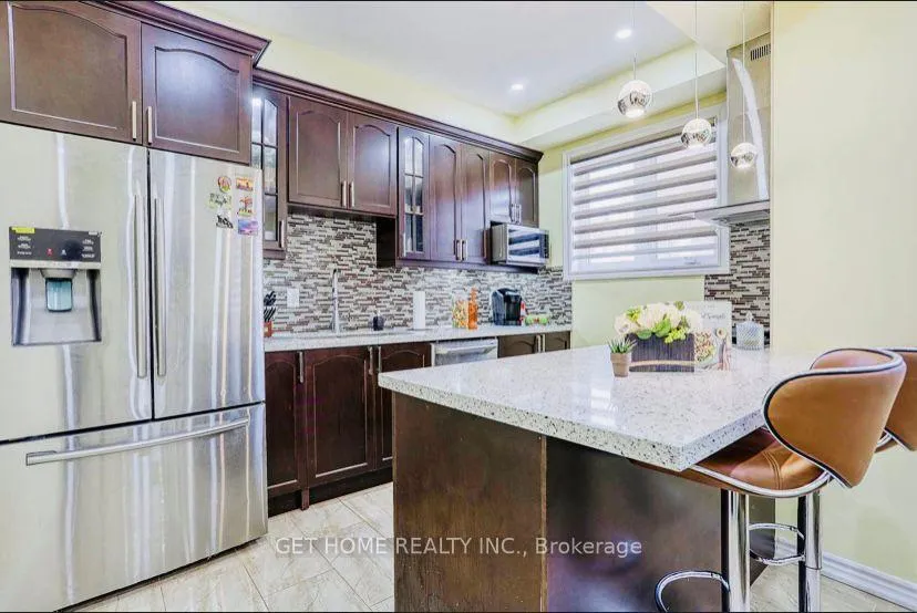Photo 6 of 26 Sprucewood Road, Brampton, Heart Lake — HOMEH