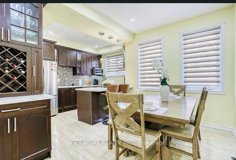 Photo 8 of 26 Sprucewood Road, Brampton, Heart Lake — HOMEH