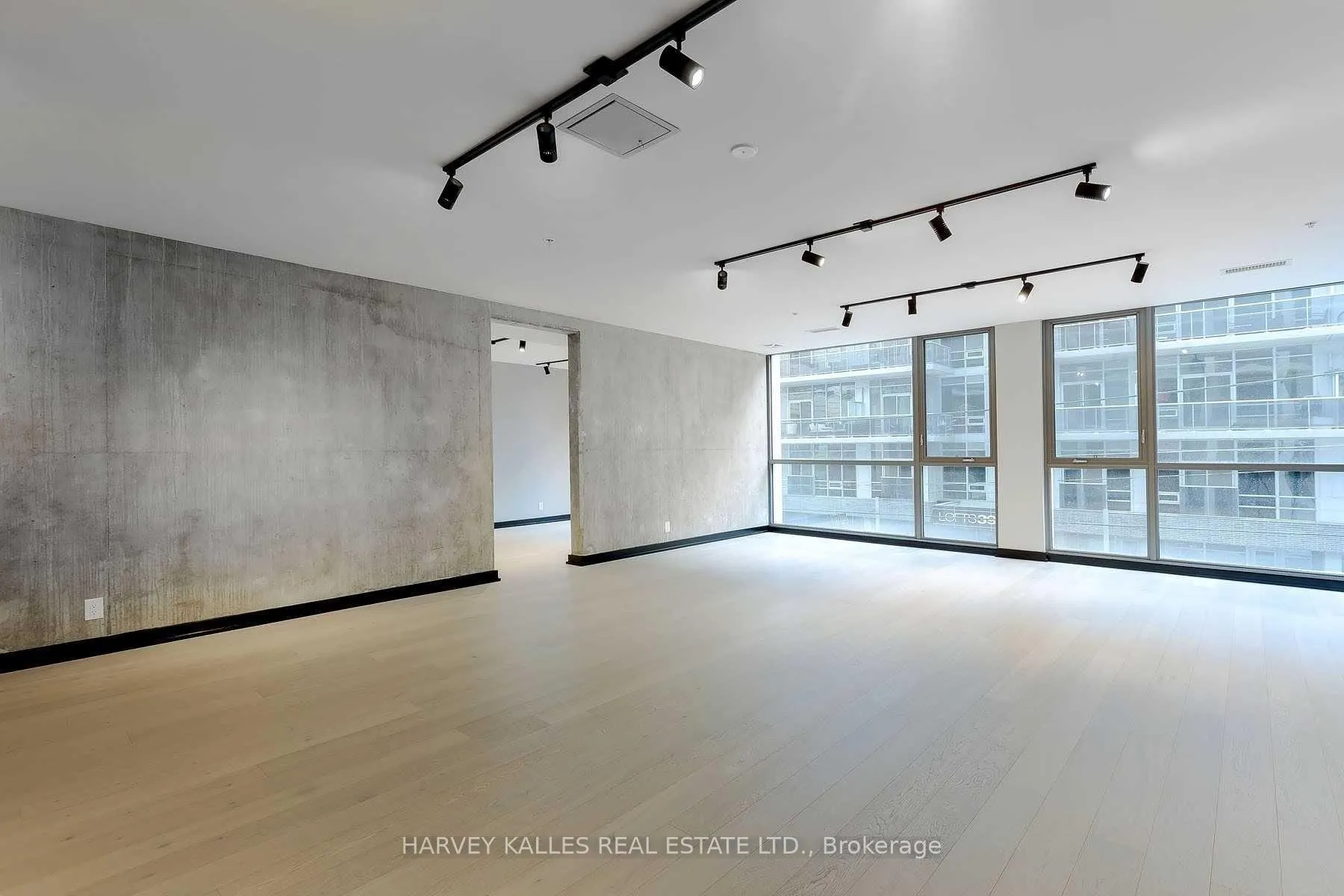 Photo 9 of Unit 717, 39 Brant Street, Toronto, Waterfront Communities — HOMEH